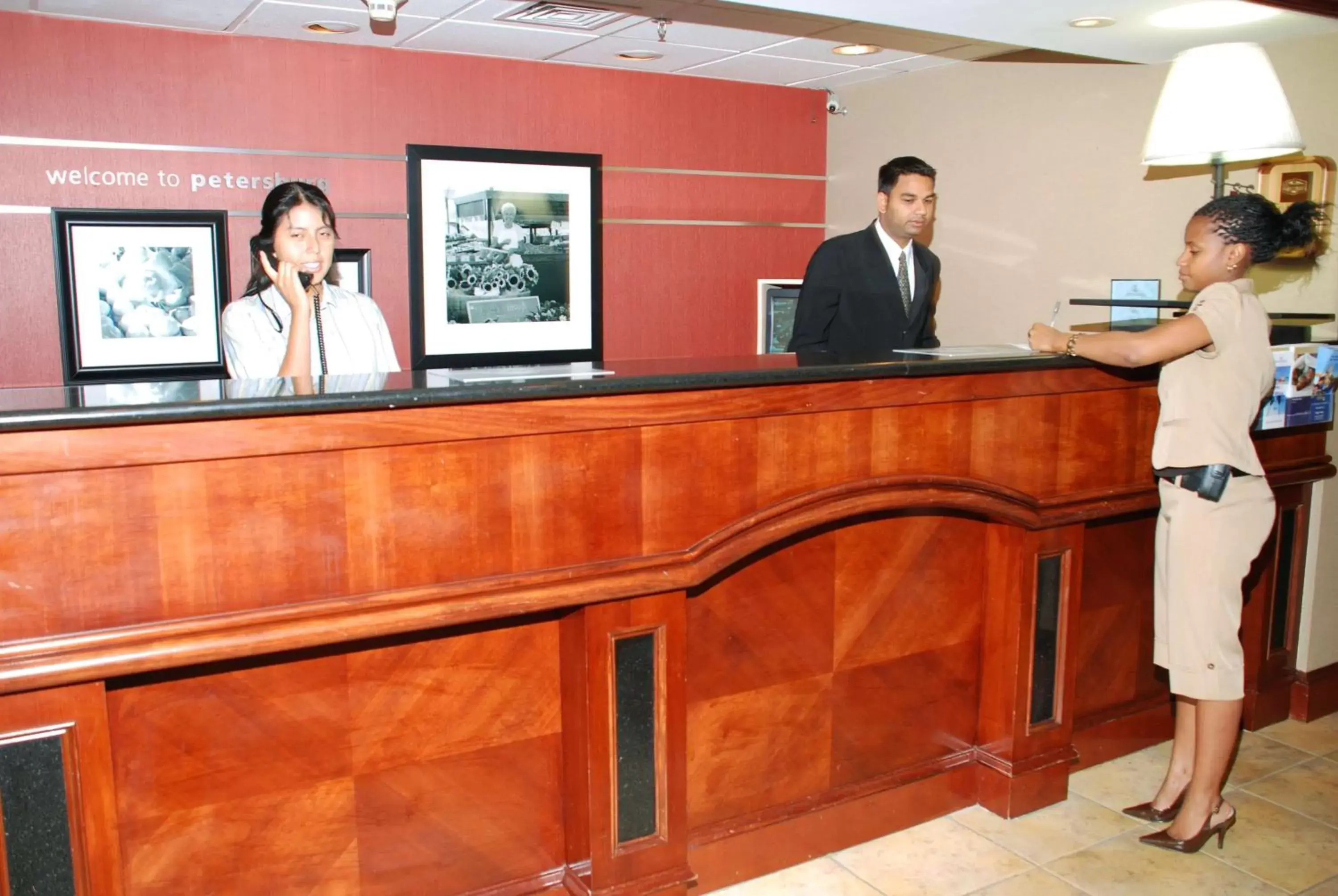 Lobby or reception, Staff in Hampton Inn By Hilton Petersburg-Ft. Lee