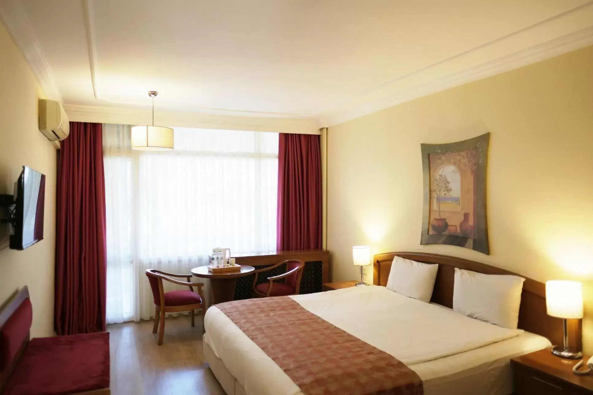 Standard Double or Twin Room in Troia Tusan Hotel Standard Double or Twin Room in Troia Tusan Hotel