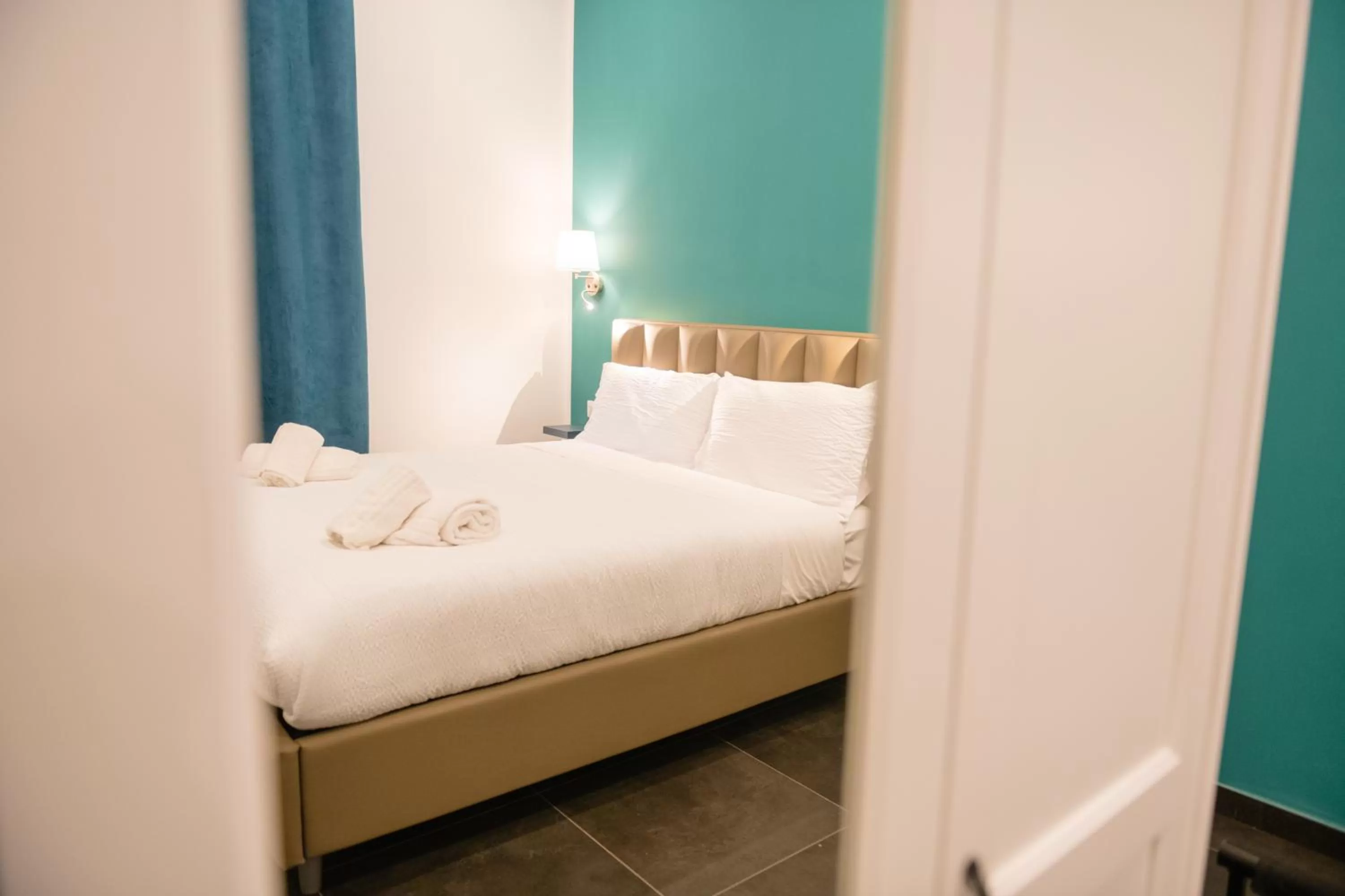 Bedroom, Bed in Le Porte di Partenope