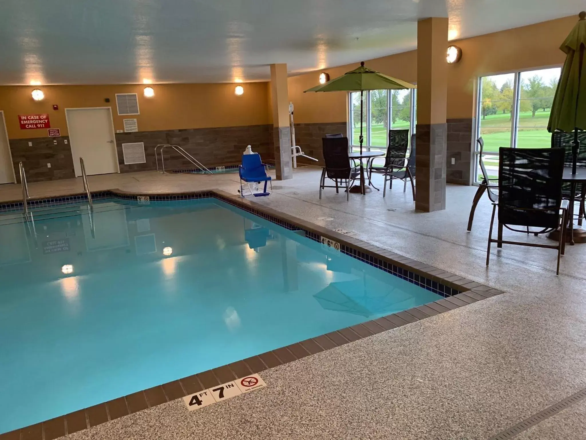 Swimming pool in Little Crow Resort & Conference, Trademark by Wyndham Swimming pool in Little Crow Resort & Conference, Trademark by Wyndham
