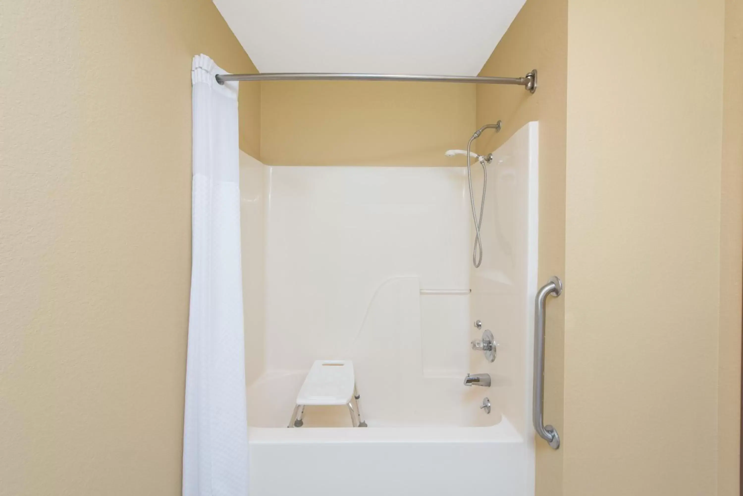 Shower, Bathroom in Super 8 by Wyndham Farmington