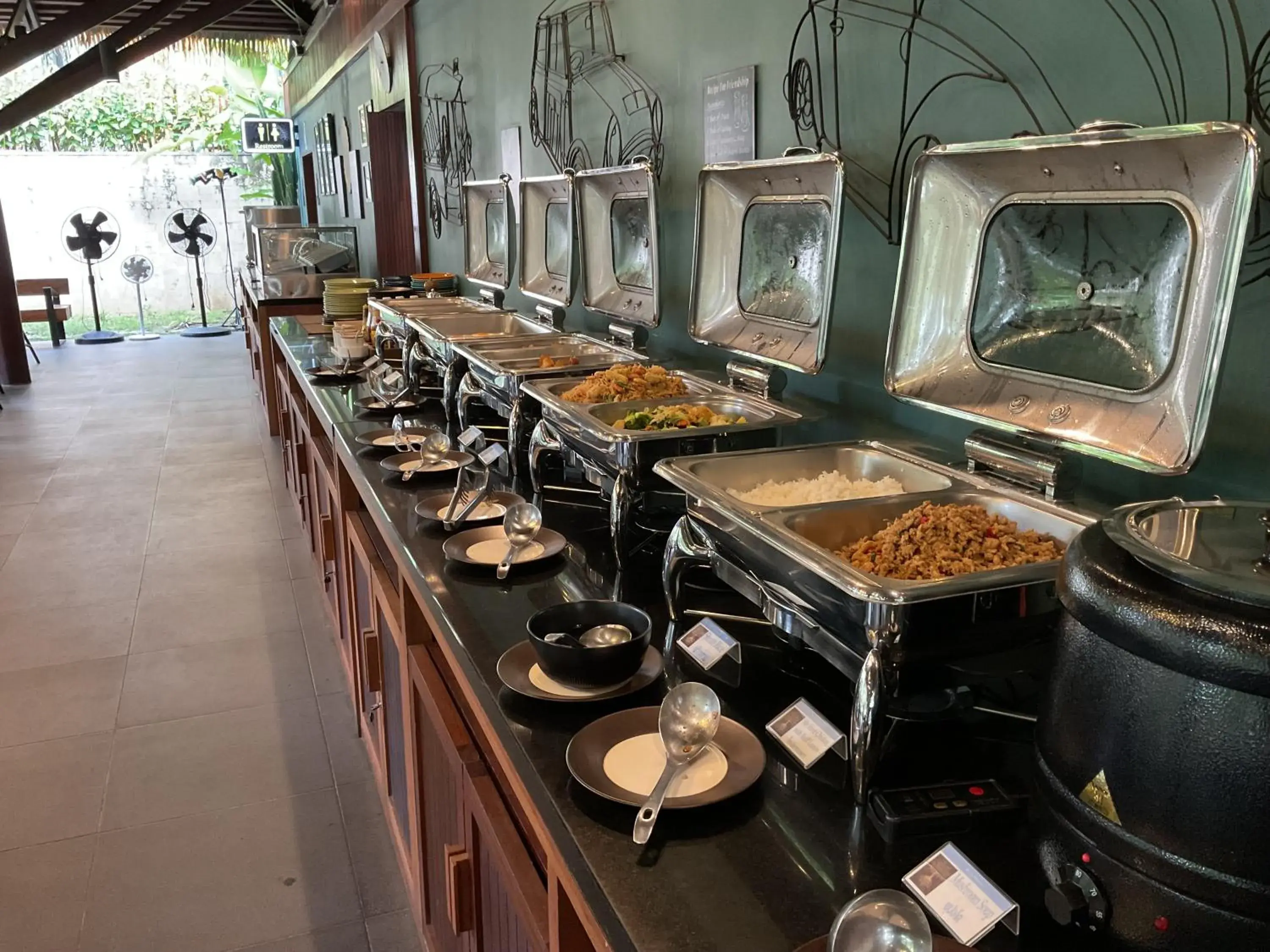 Breakfast in Avatar Railay