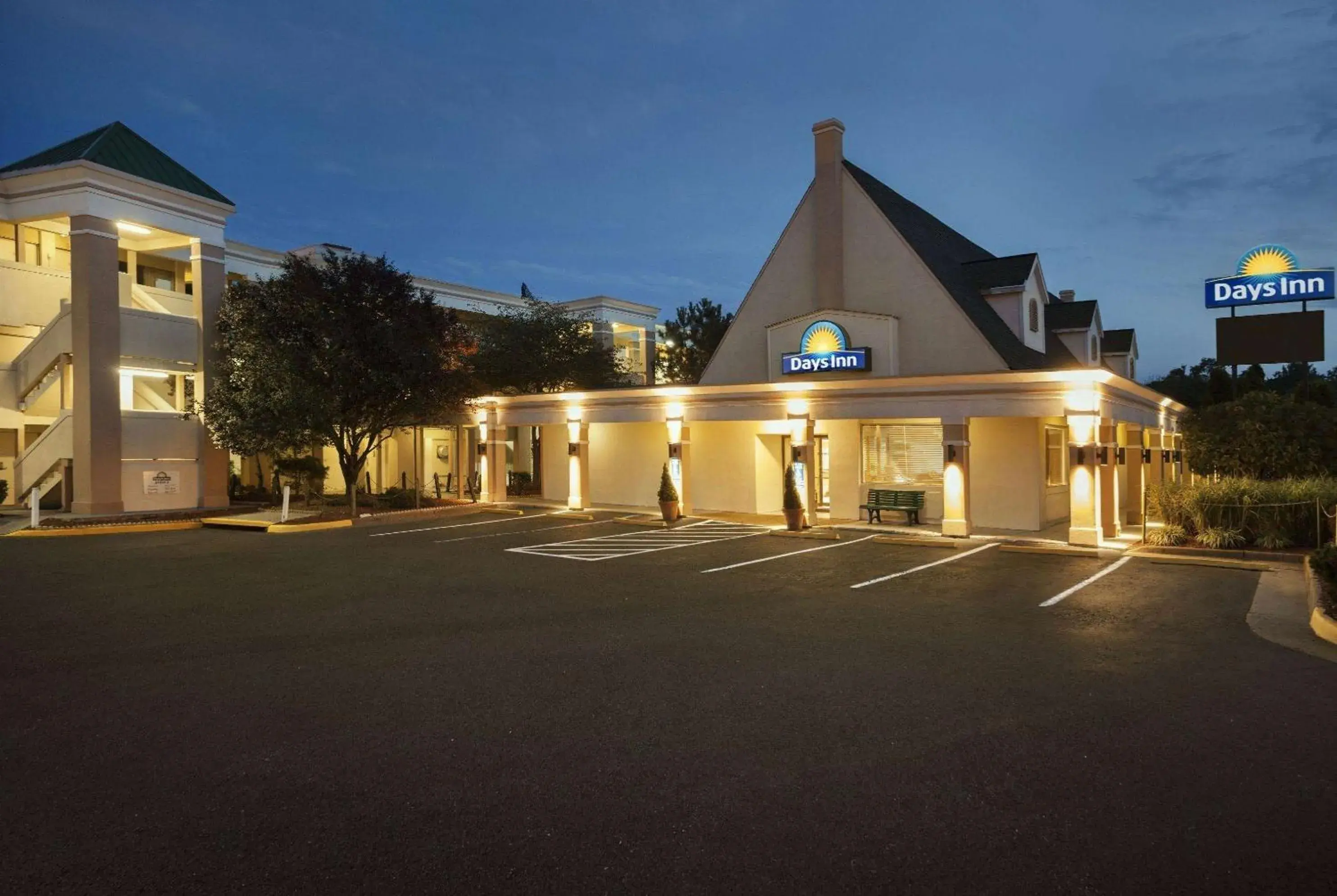 Property building in Days Inn by Wyndham Alexandria, Washington DC area