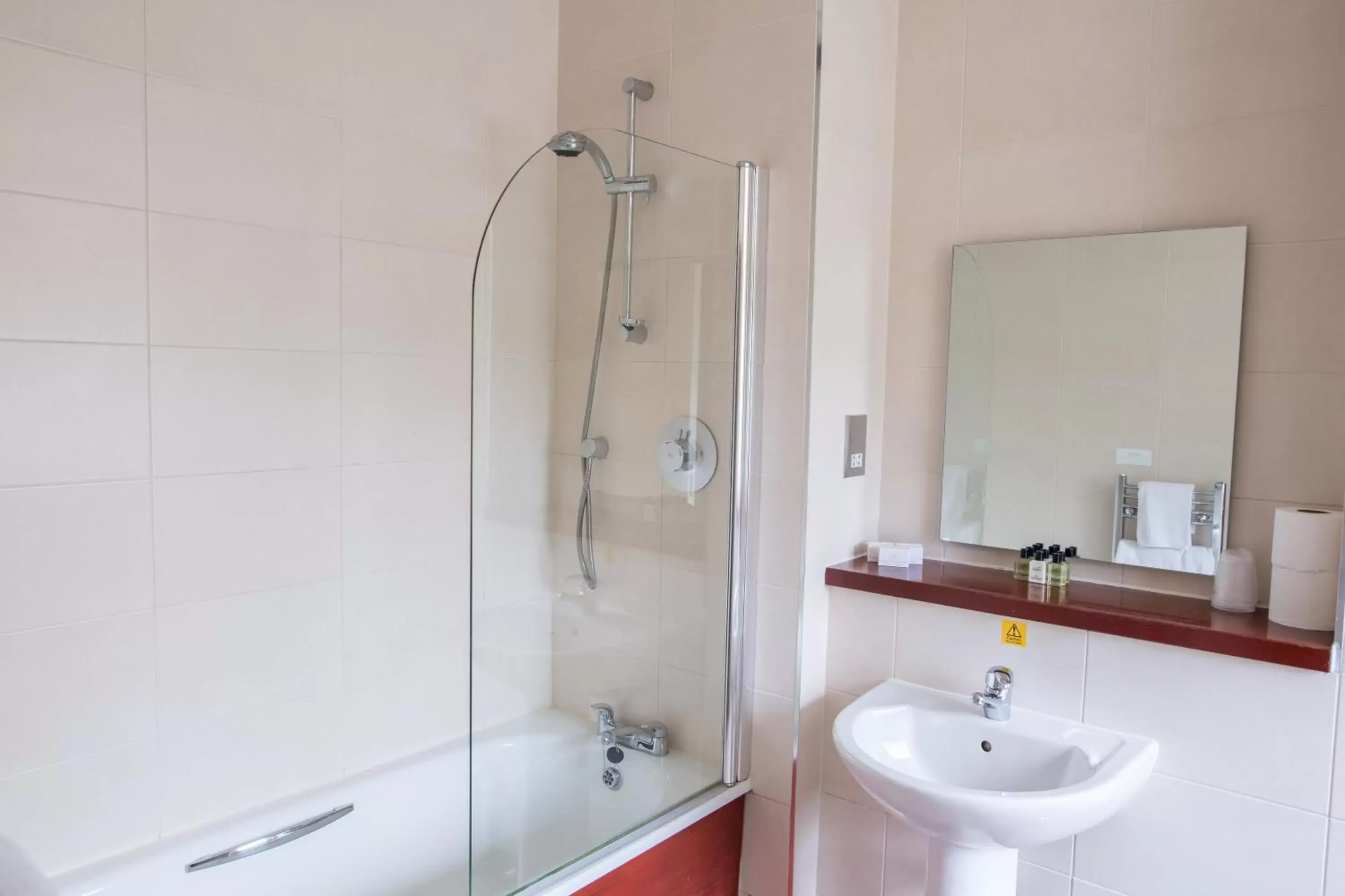 Shower, Bathroom in Rosslea Hall Hotel