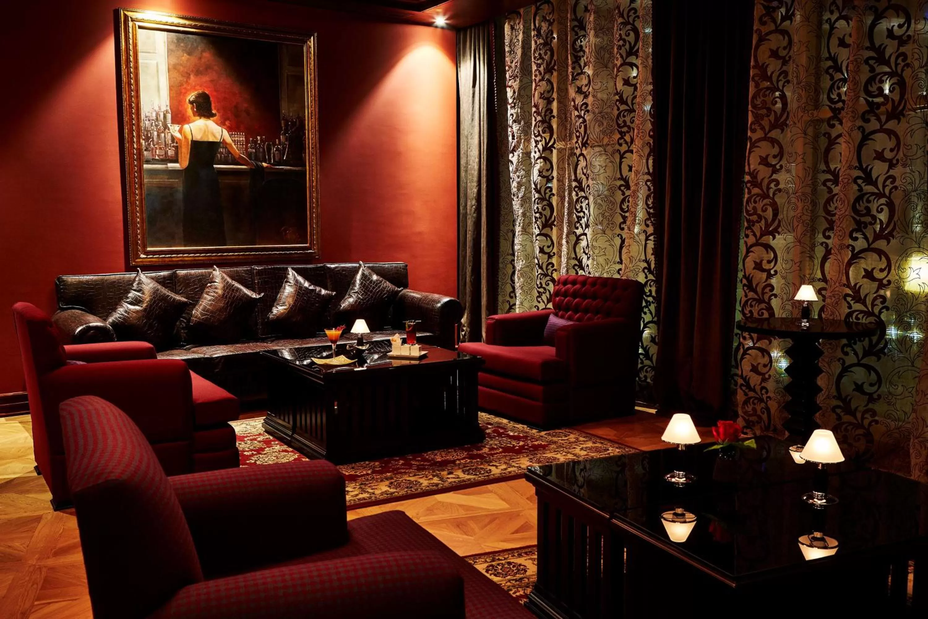 Lounge or bar in Royal Maxim Palace Kempinski Cairo
