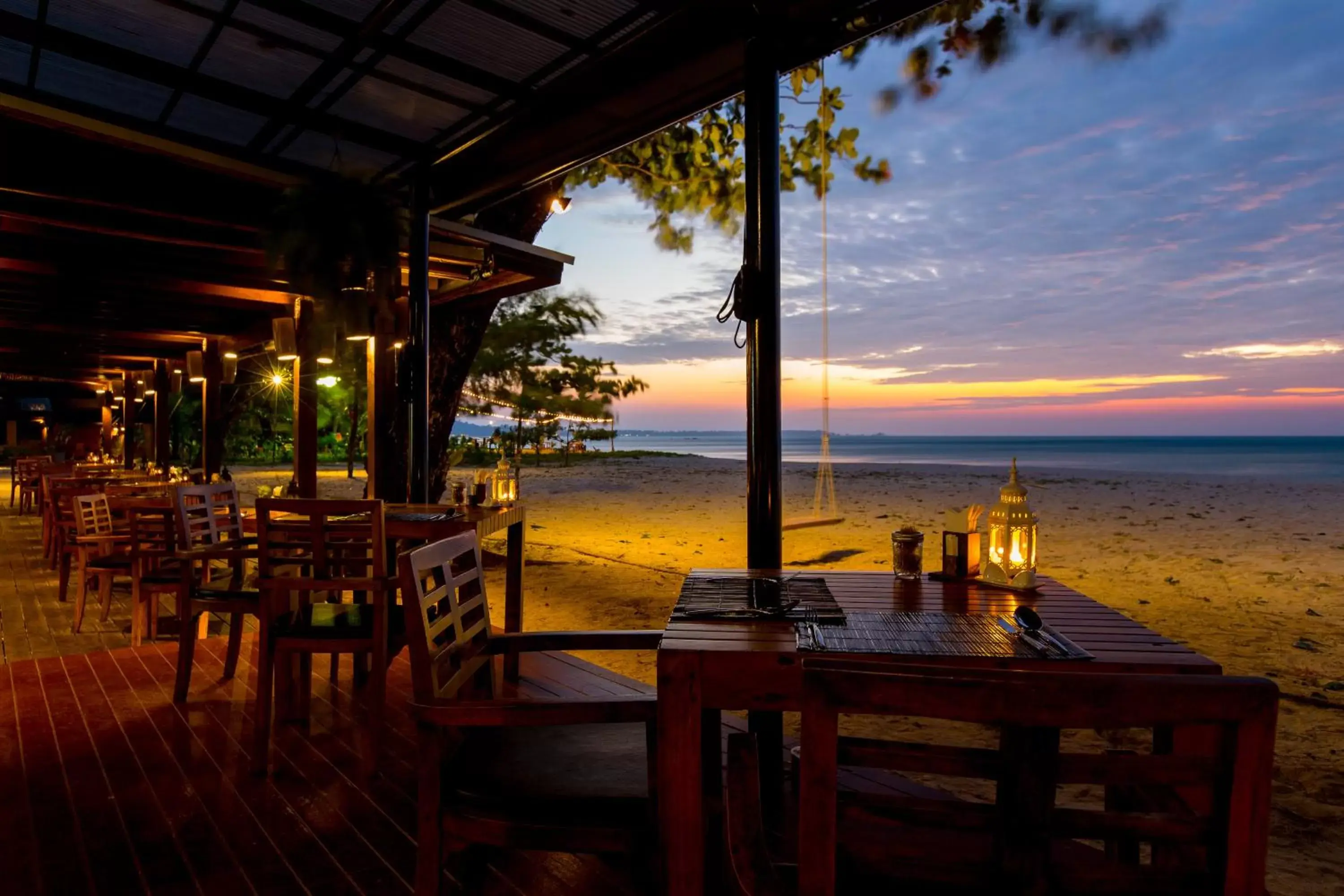 Restaurant/places to eat in Bangsak Village - Adults Only - SHA Extra Plus Restaurant/places to eat in Bangsak Village - Adults Only - SHA Extra Plus