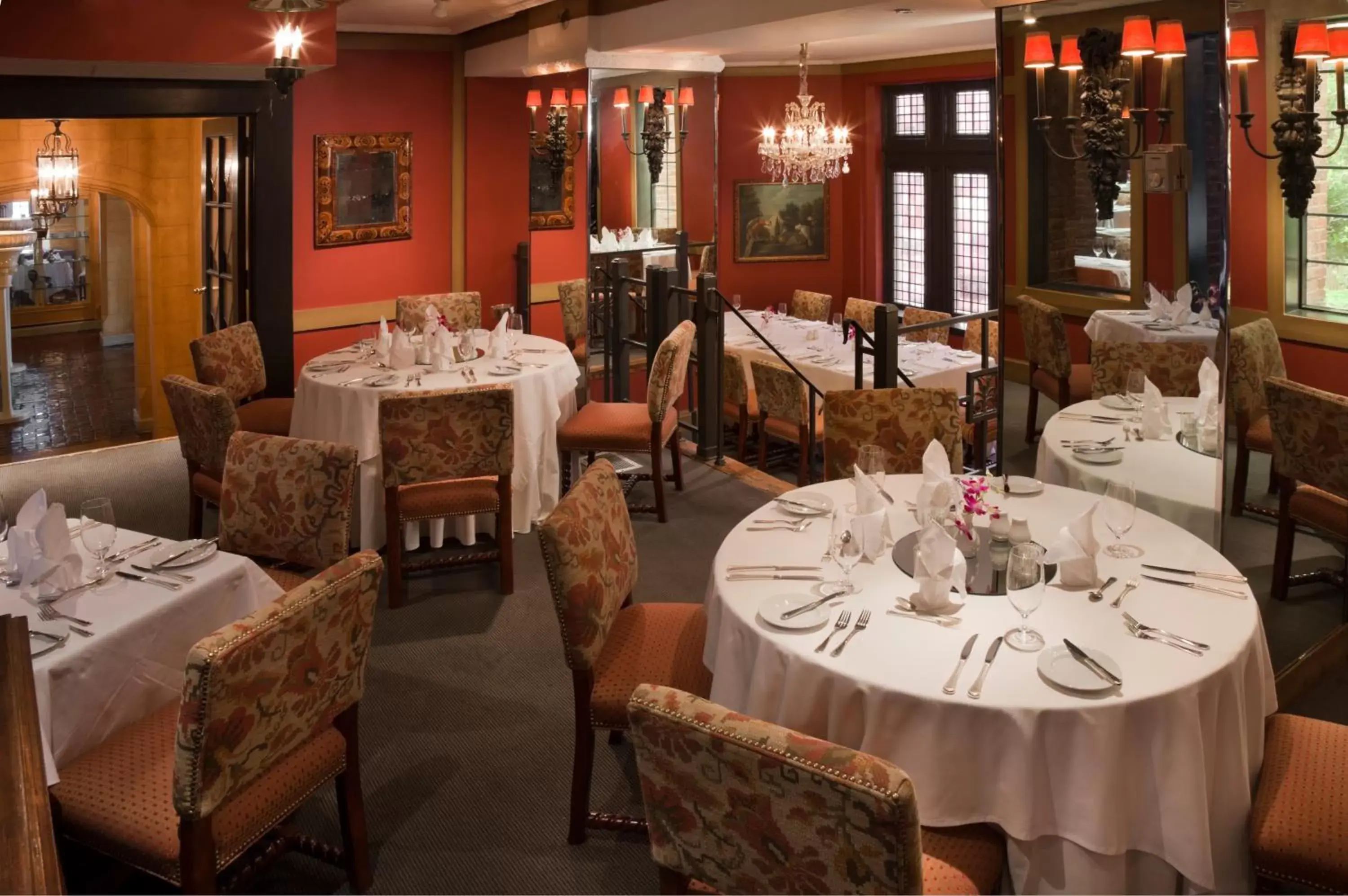 Restaurant/places to eat in Henley Park Hotel Restaurant/places to eat in Henley Park Hotel