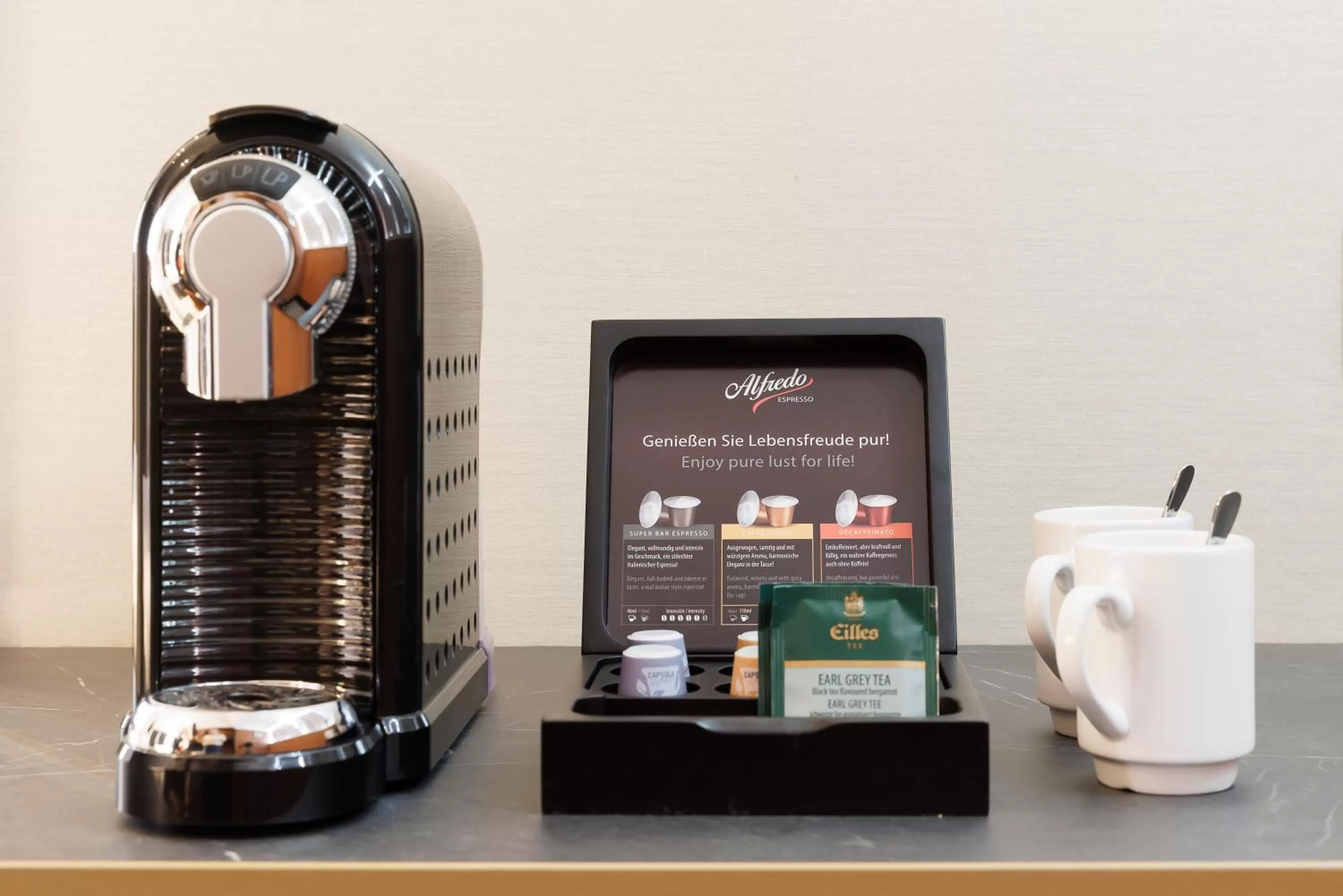 Coffee/tea facilities in Huygens Place Amsterdam