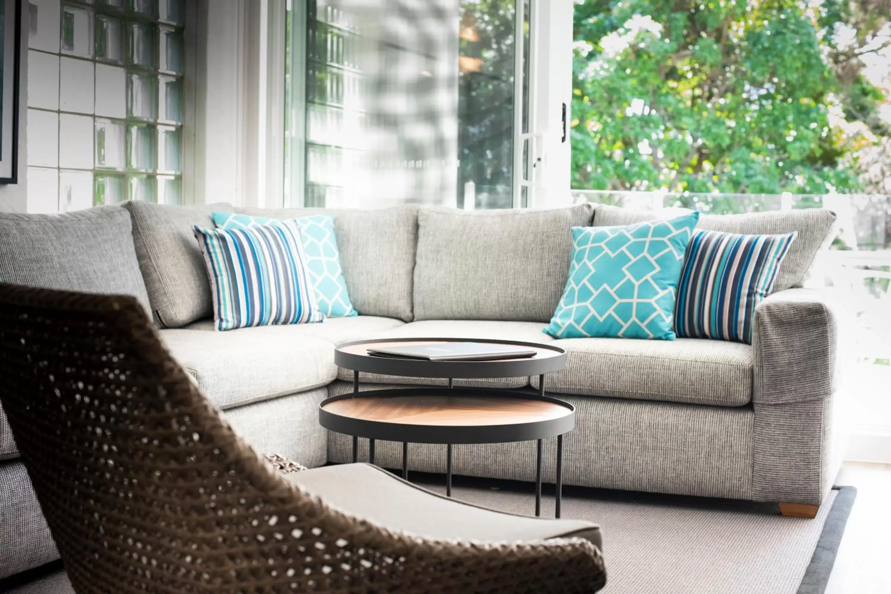 Living room, Seating Area in SandCastles Noosa