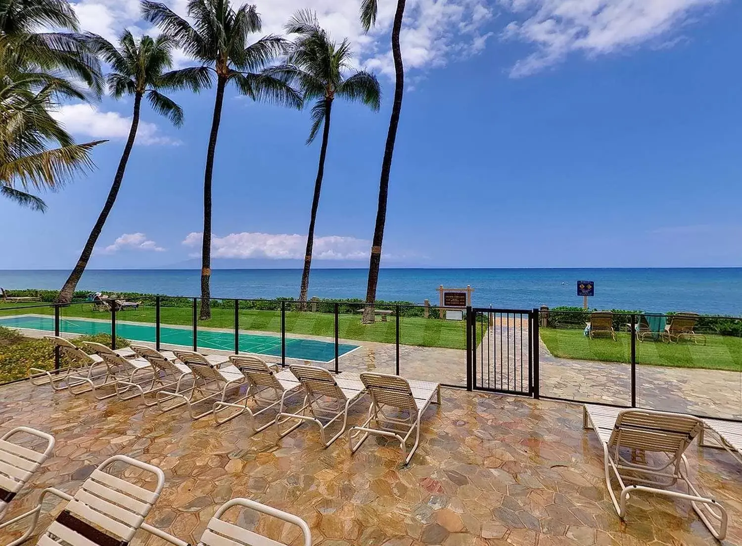 Beach in Aston Mahana at Kaanapali