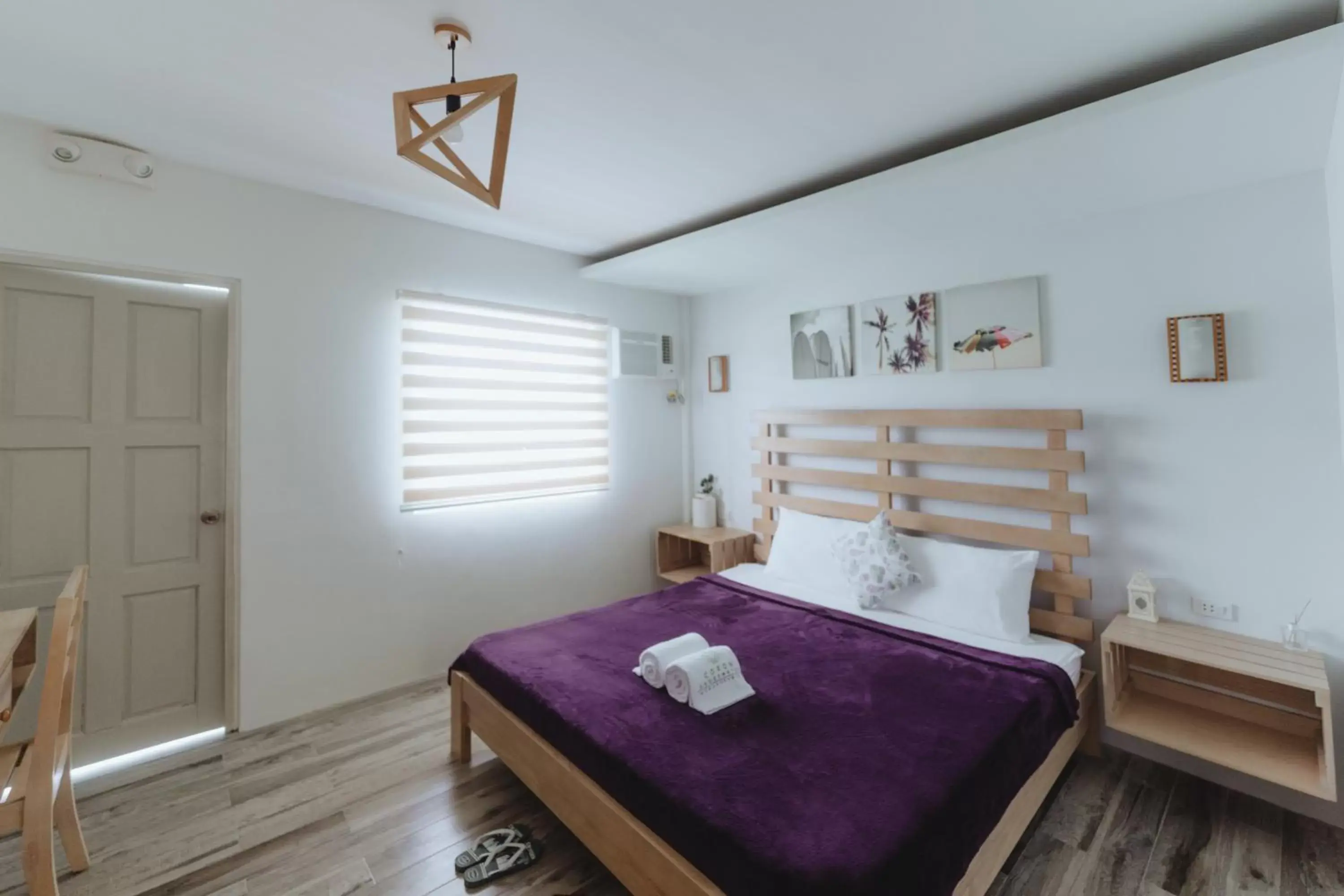 Photo of the whole room, Bed in Coron Underwater Garden Resort