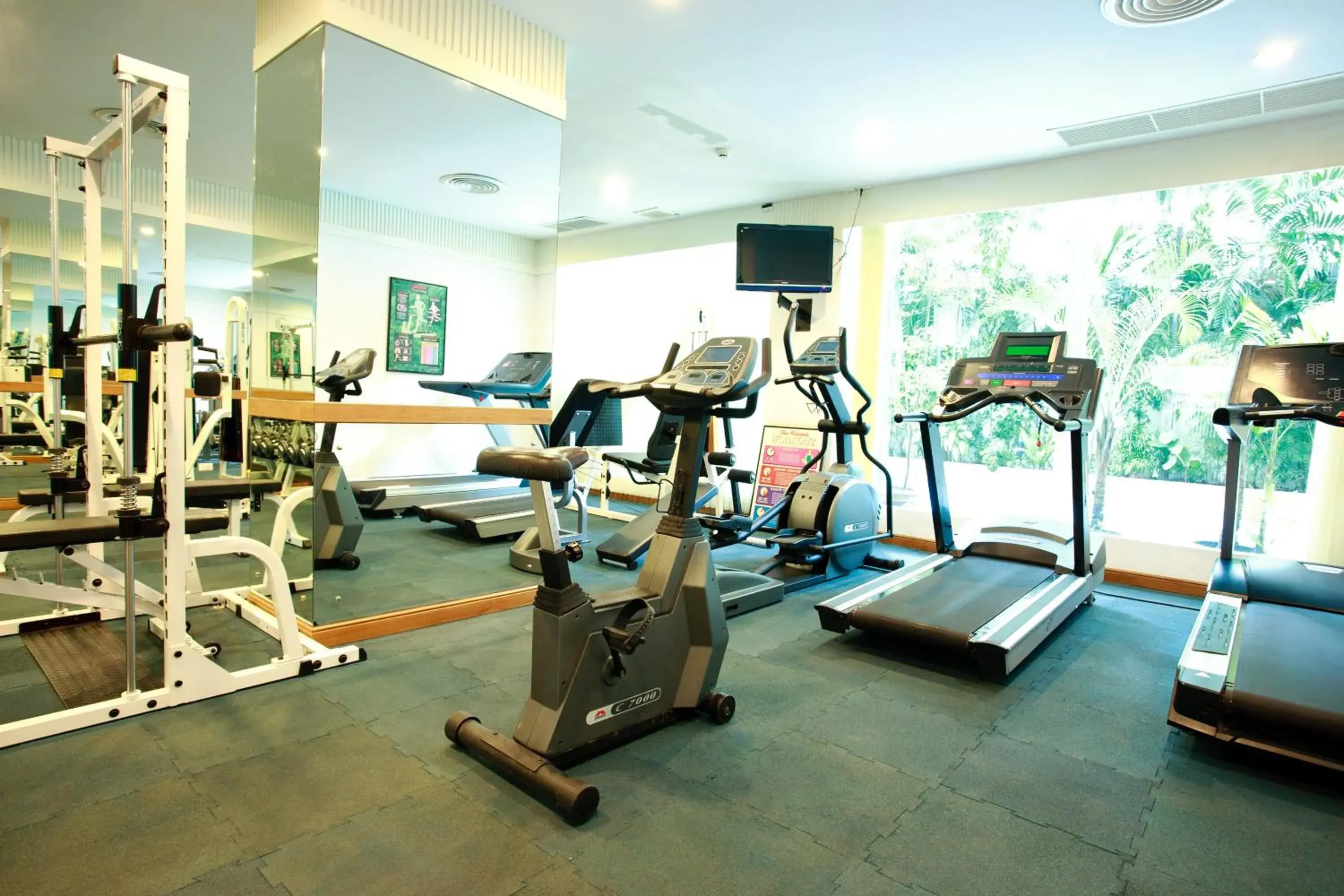 Fitness centre/facilities in Chaidee Mansion Fitness centre/facilities in Chaidee Mansion
