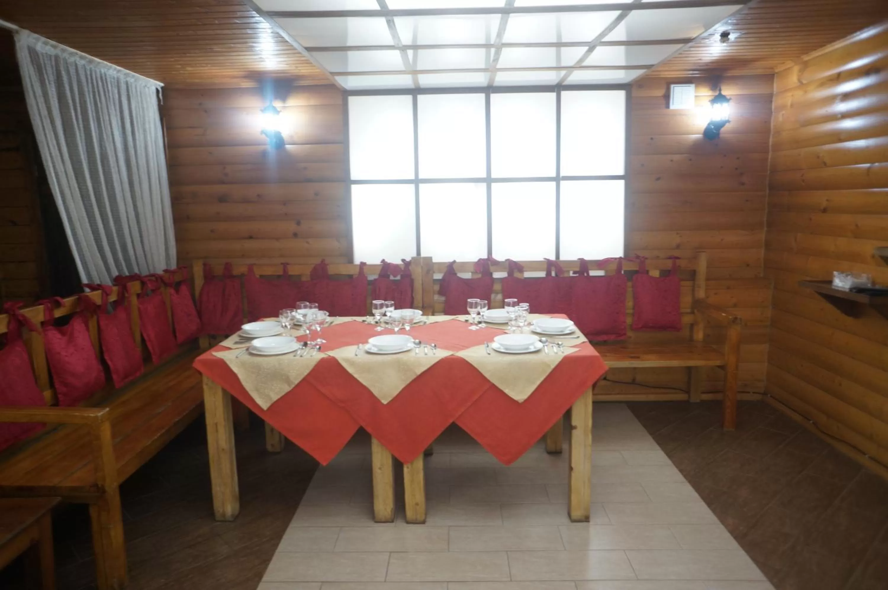 Dining area in GALIRAD Hotel