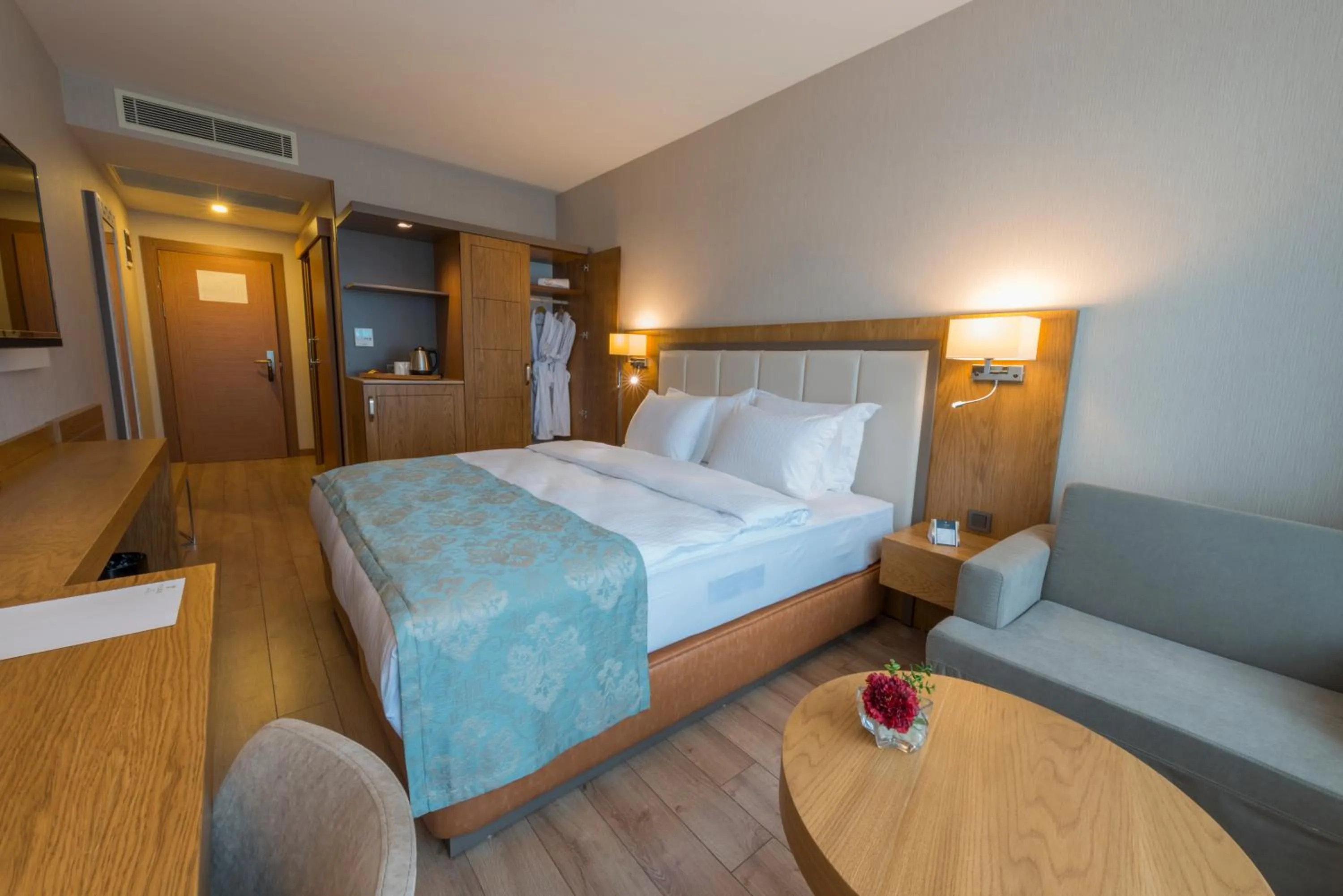 Bed in Yildiz Life Hotel
