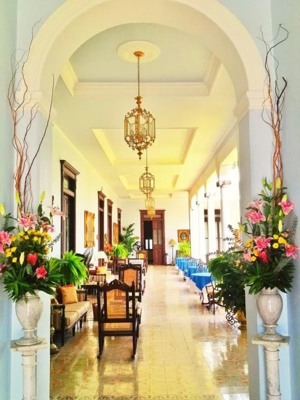 Day in Casa Azul Monumento Historico