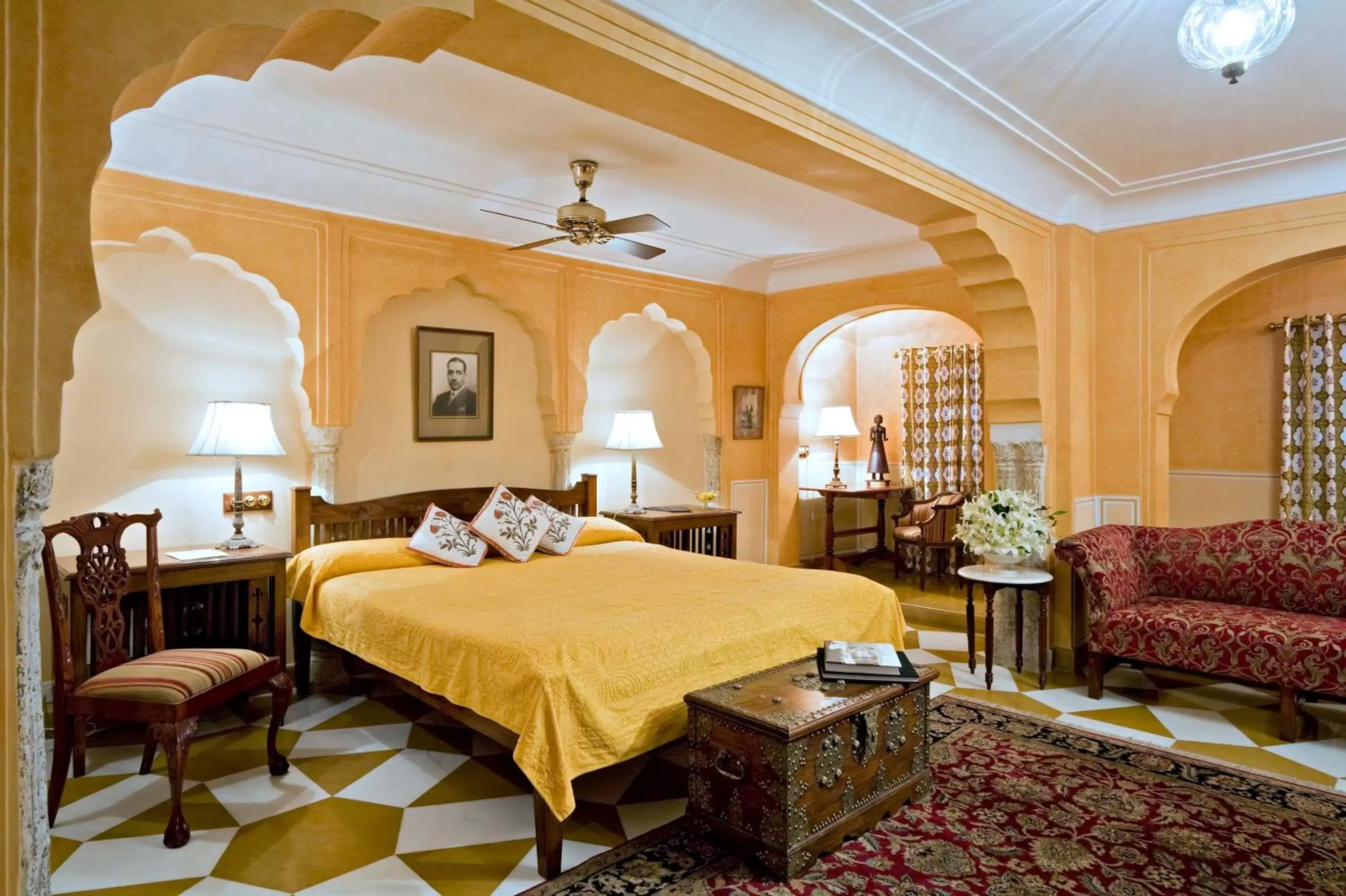 Photo of the whole room in Samode Haveli