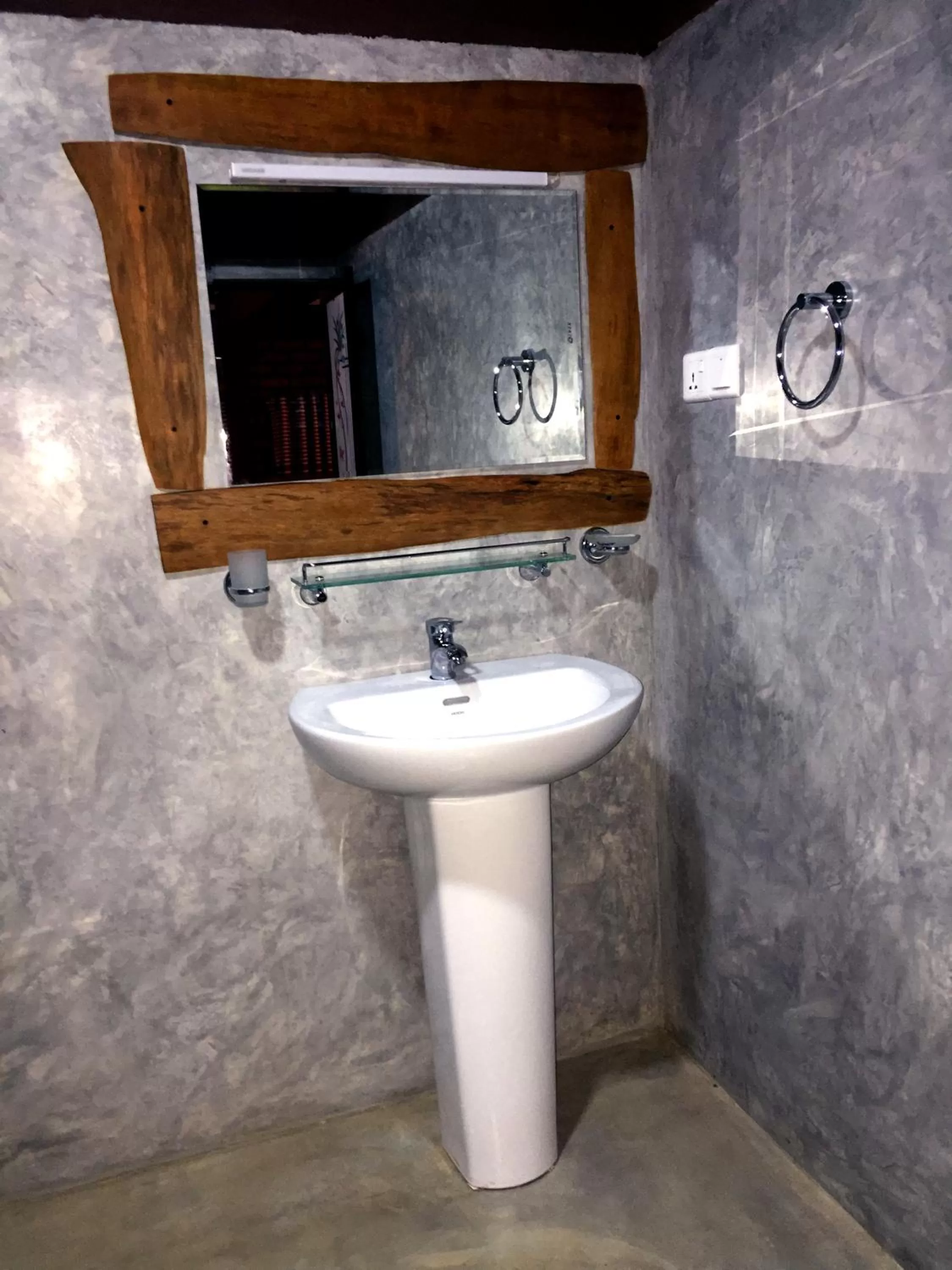 Bathroom in The Rezt