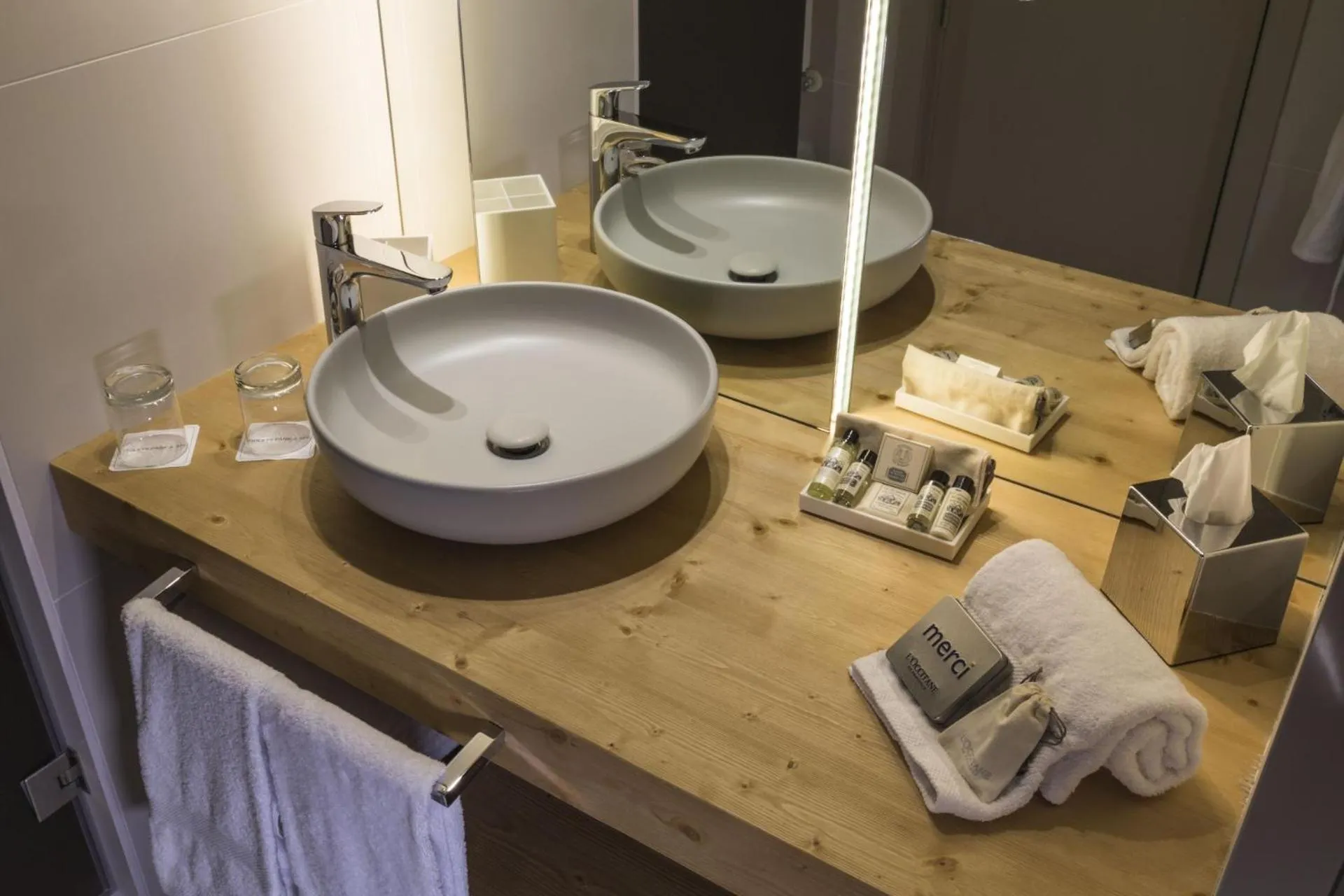 Bathroom in Park Piolets MountainHotel & Spa