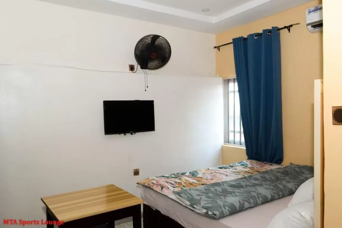 Bed in MTA Lounge and Leisures