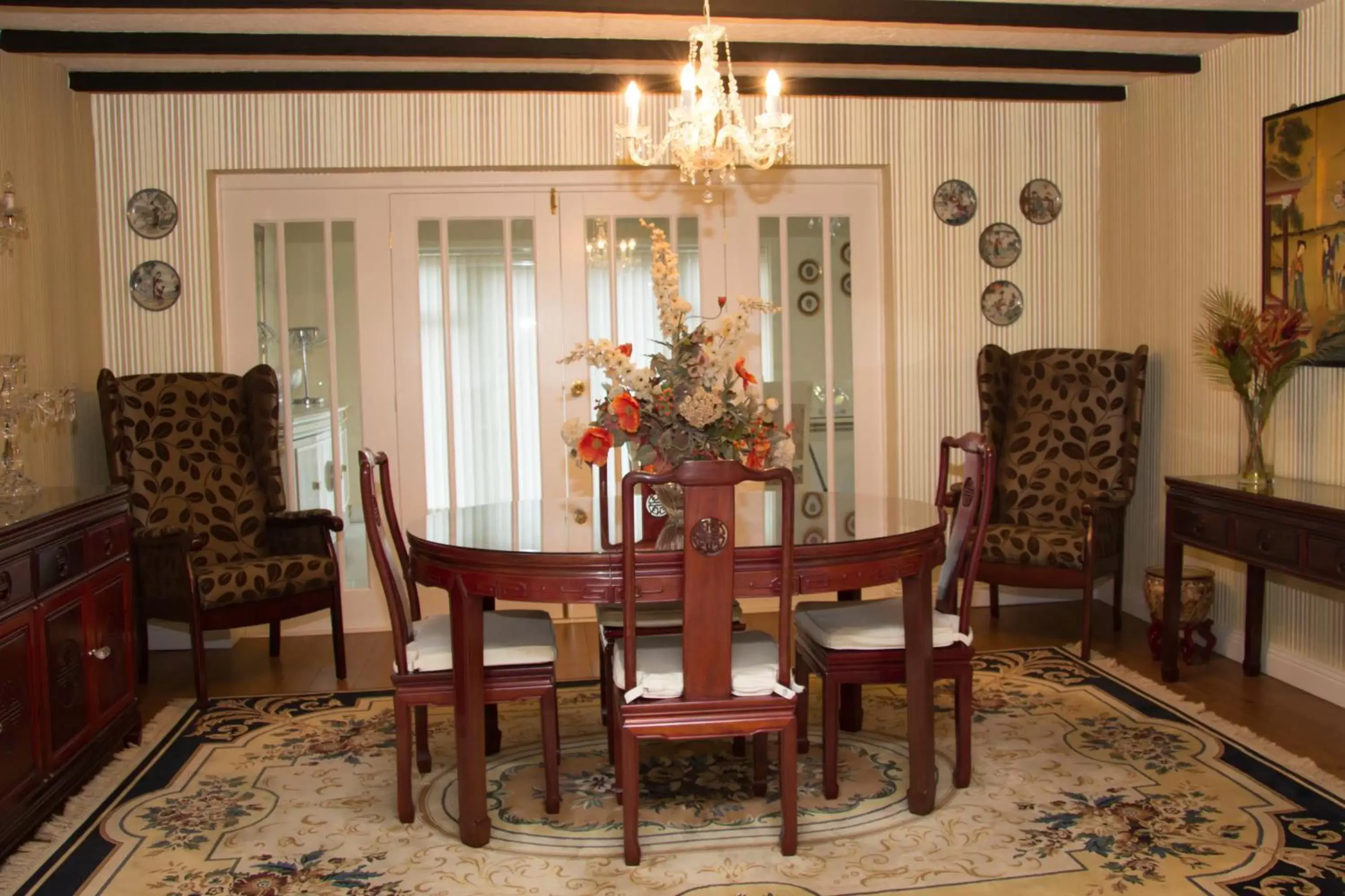 Dining Area in Deneview