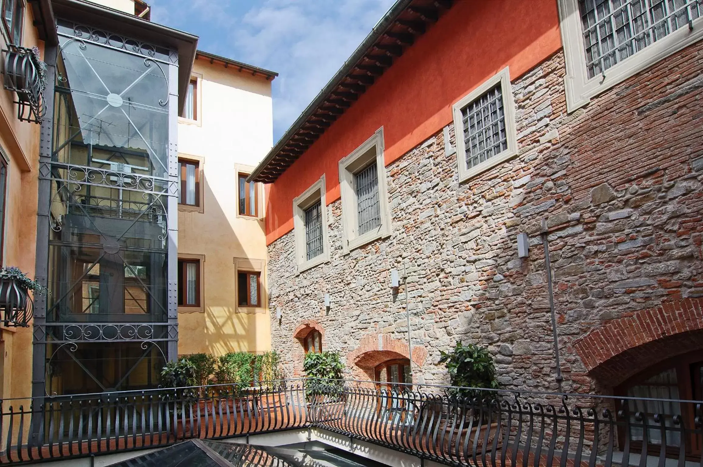 Balcony/Terrace, Property Building in Hotel Alba Palace