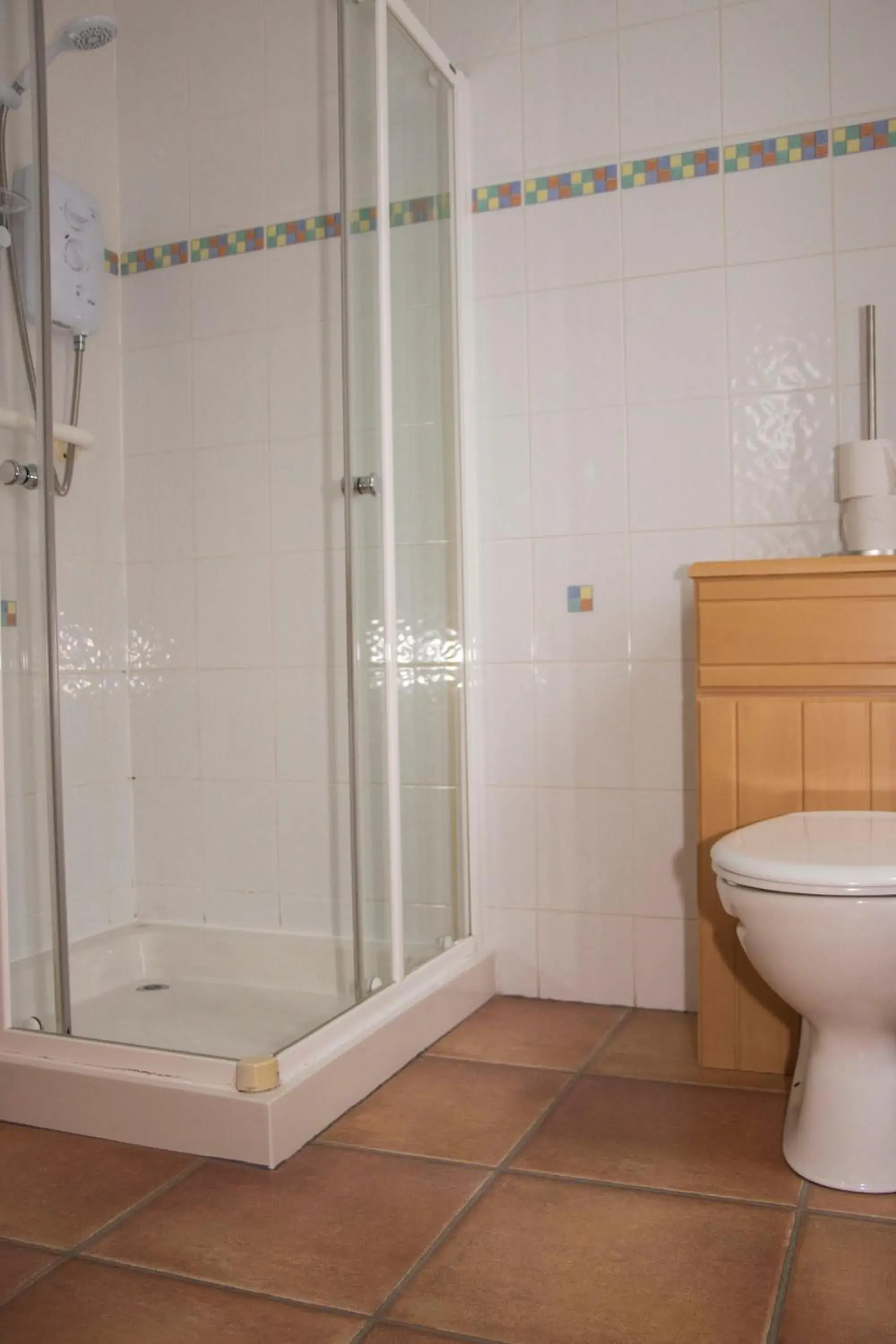 Shower, Bathroom in Craignelder Hotel