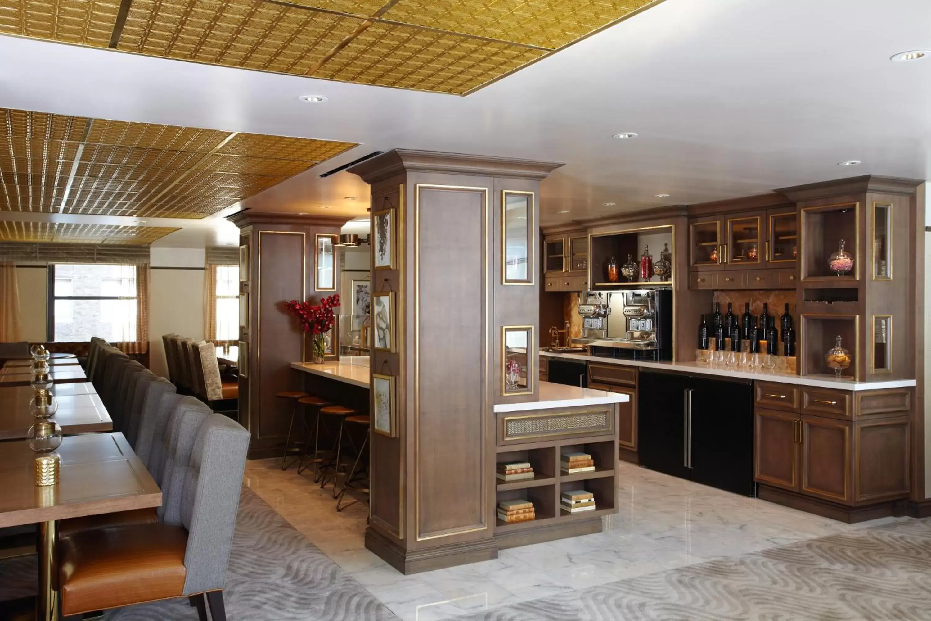 Lounge or bar in WestHouse Hotel New York