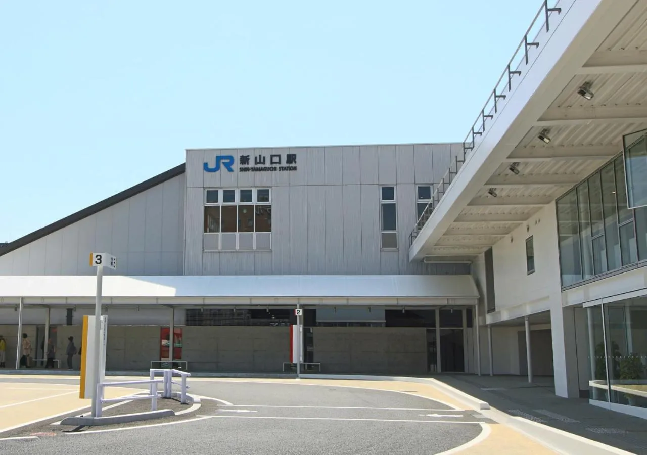 Nearby landmark in Royal Inn Shinyamaguchi Ekimae