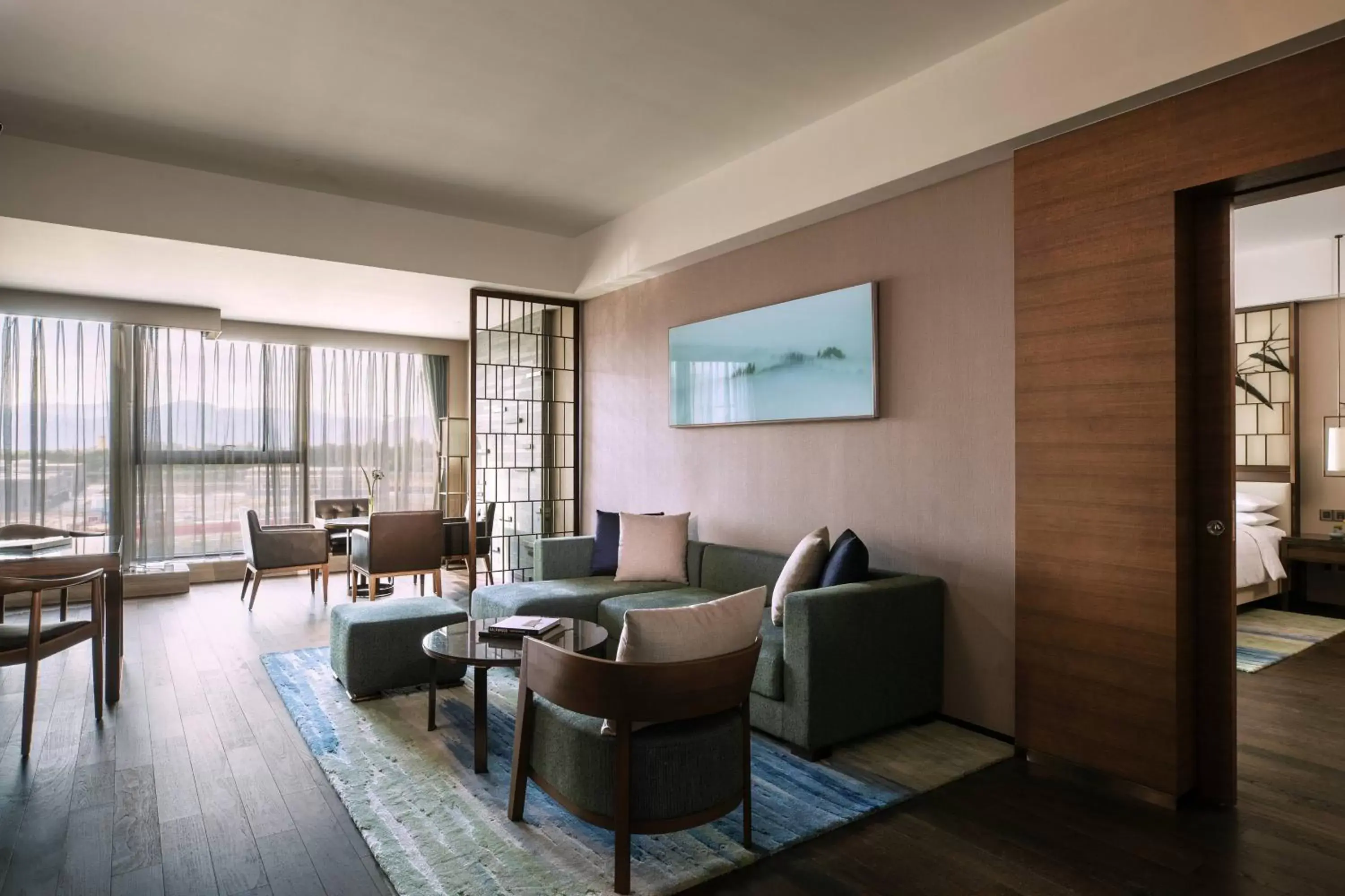 Living room, Seating Area in Beijing Marriott Hotel Changping