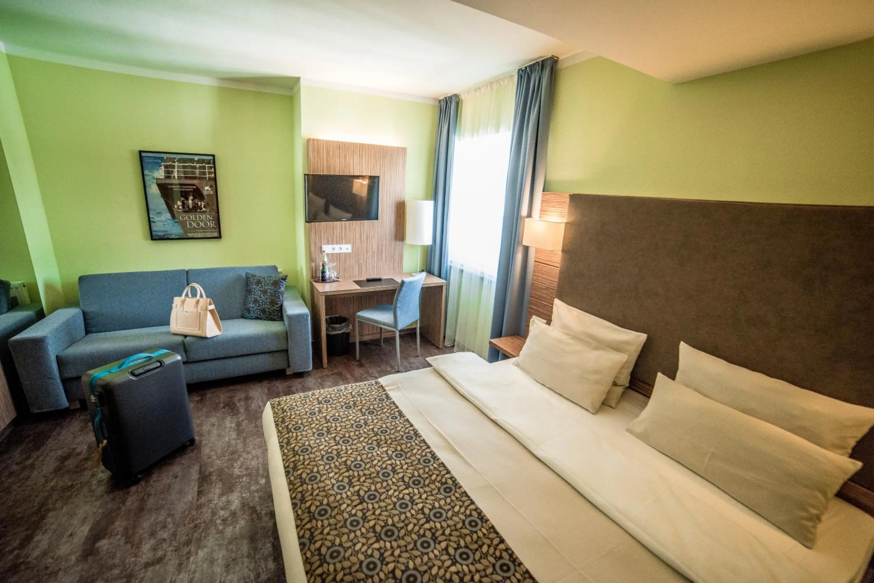 Bed in Hotel Central Regensburg CityCentre, Sure Hotel Collection by Best Western