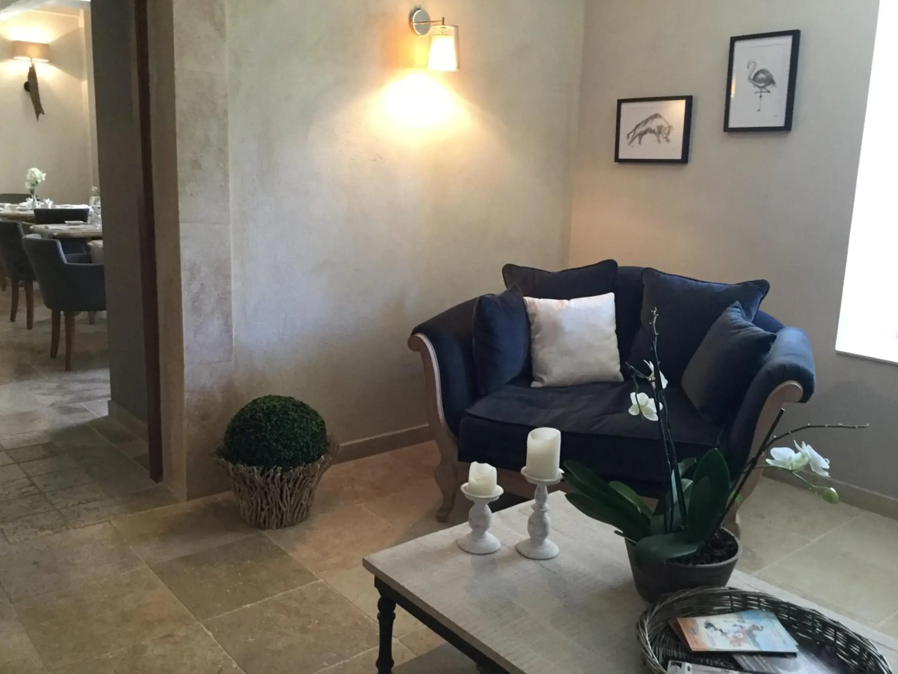 Lobby or reception, Lounge/Bar in Villa Montesquieu