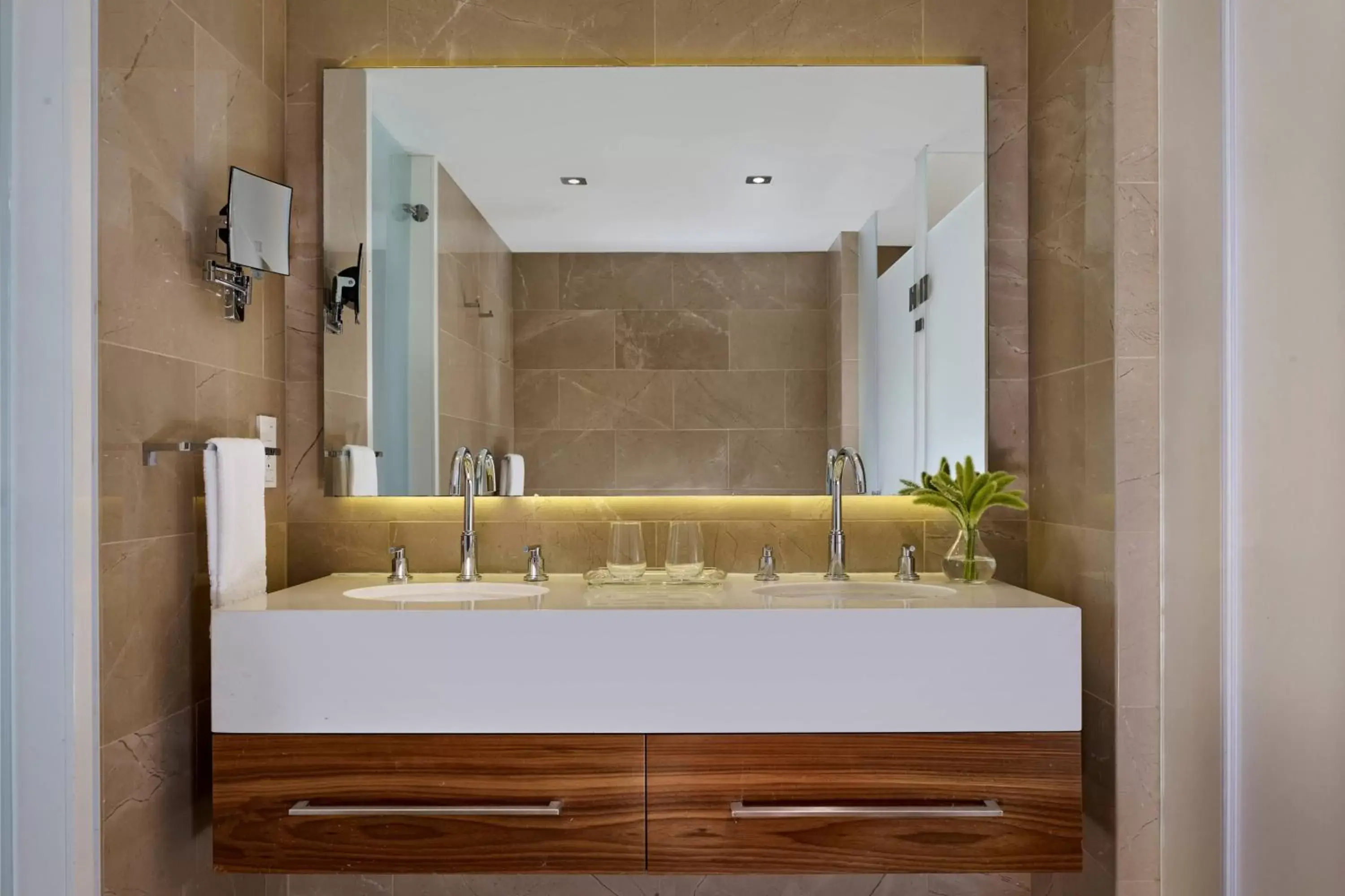 Bathroom in The Ritz-Carlton, Herzliya