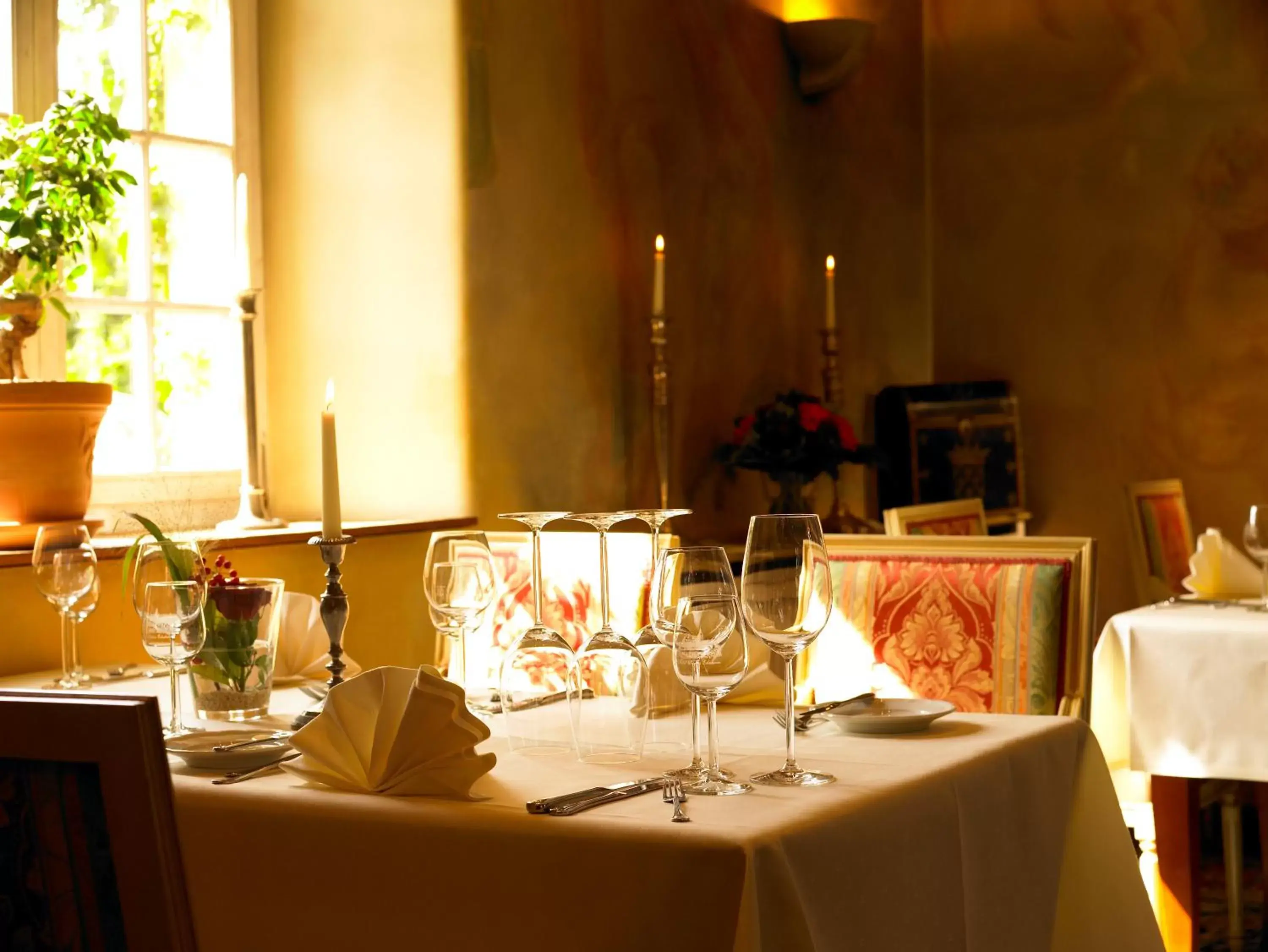 Restaurant/Places to Eat in Hotel Schloss Edesheim