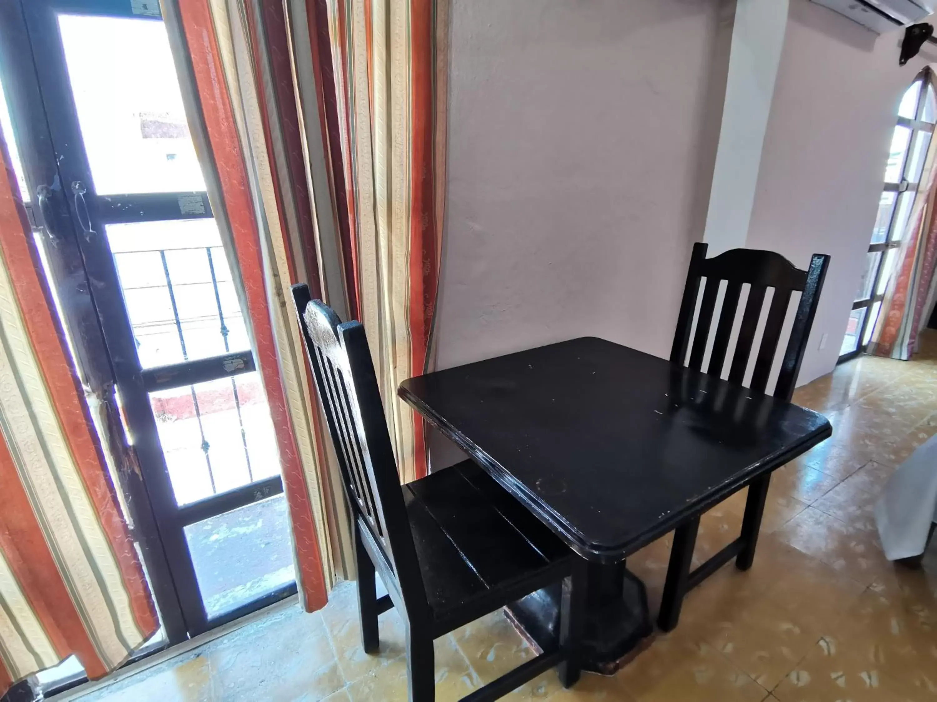 Dining Area in Hotel Colonial San Carlos