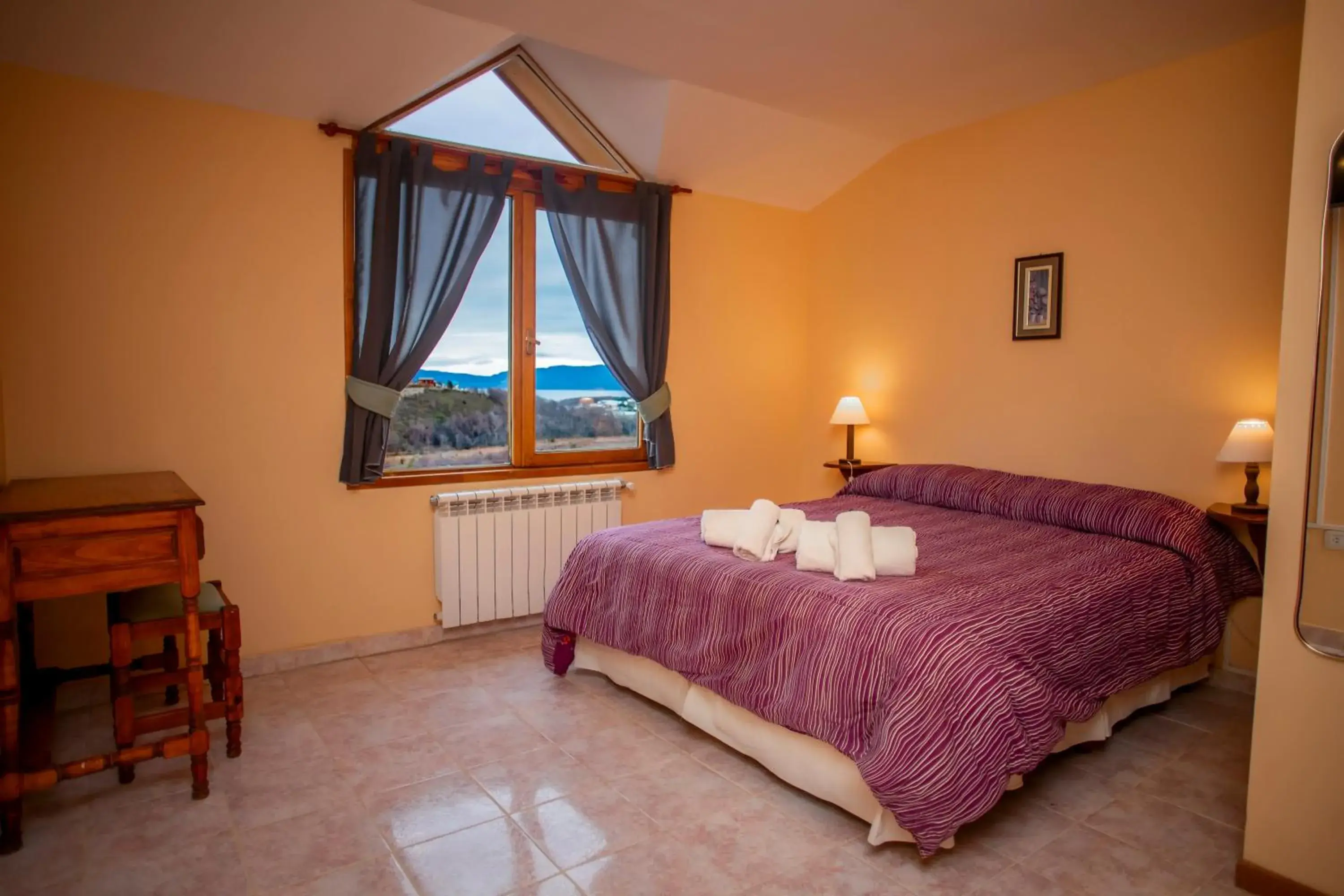 Photo of the whole room, Bed in Hostería Bella Ushuaia