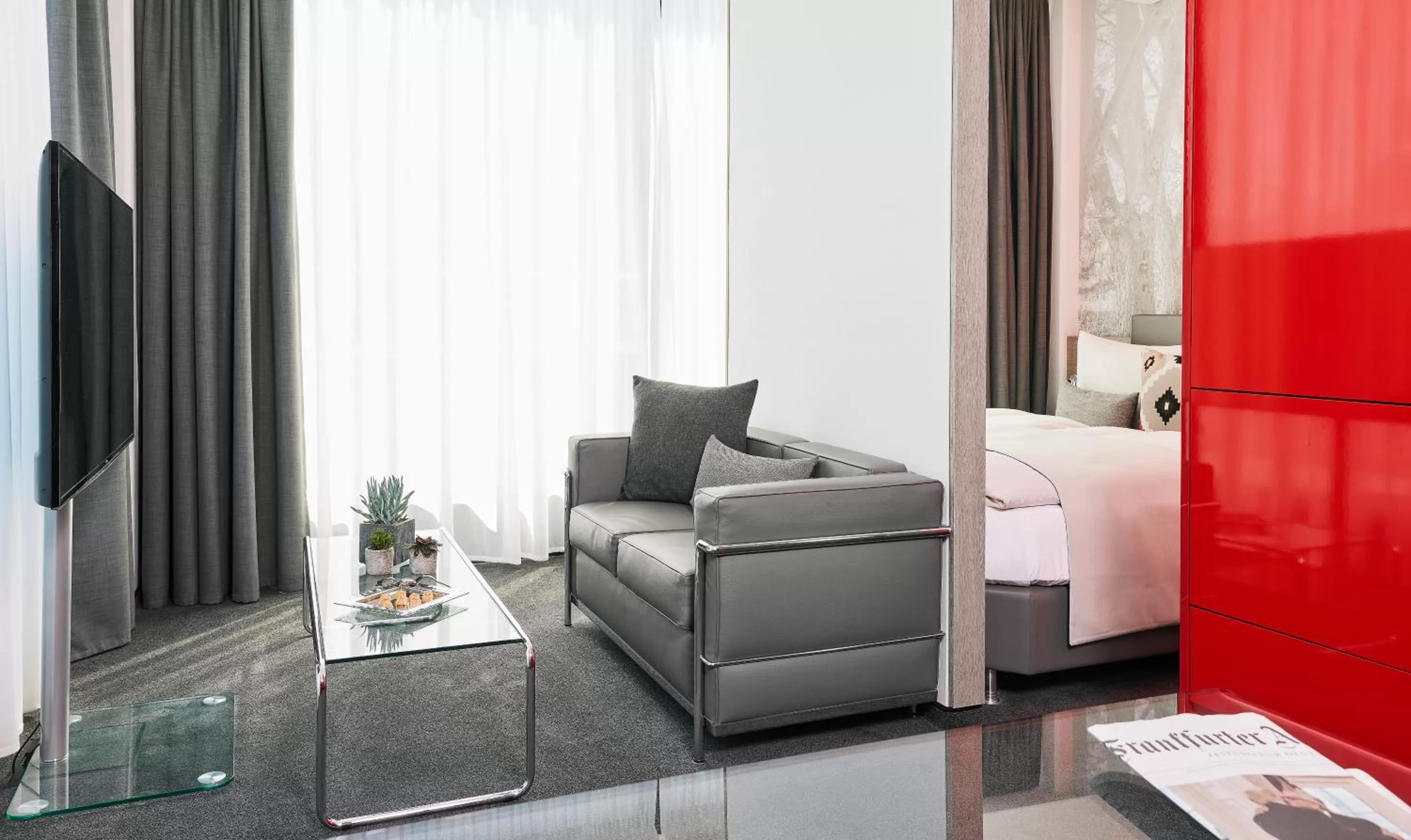 Photo of the whole room in Living Hotel Frankfurt