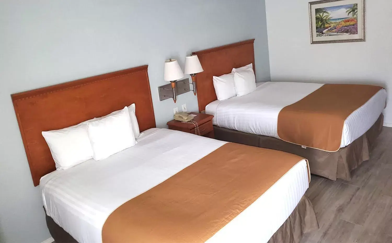 Bed in Coratel Inn & Suites by Jasper New Braunfels IH-35 EXT 189