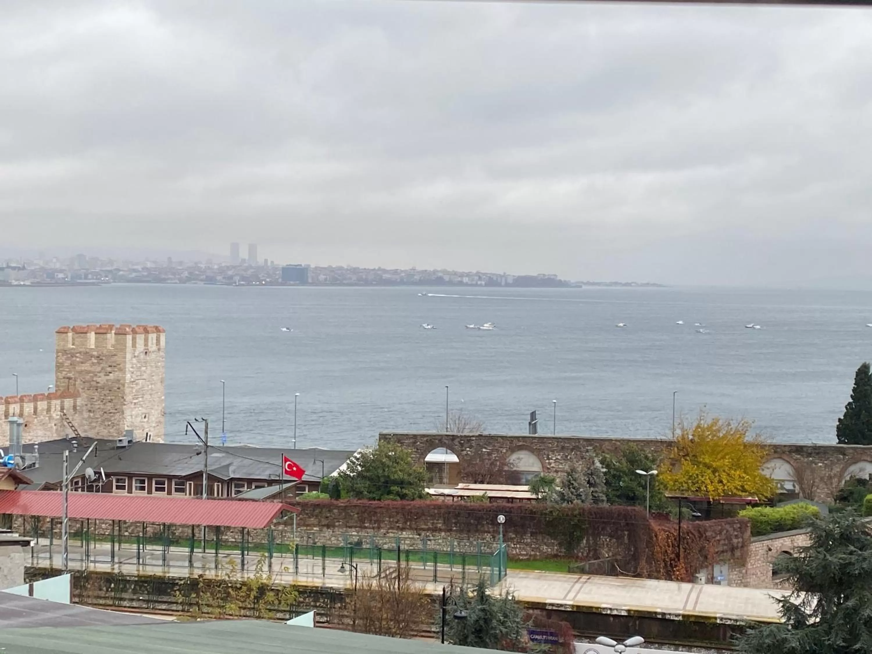 Sea view in Spinel Hotel - Old City