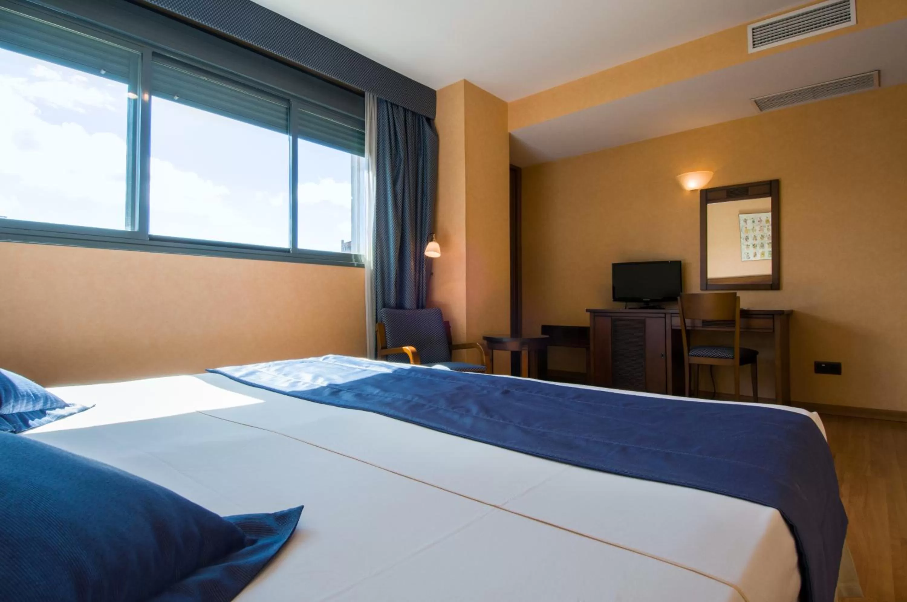 Bed in Hotel Las Provincias