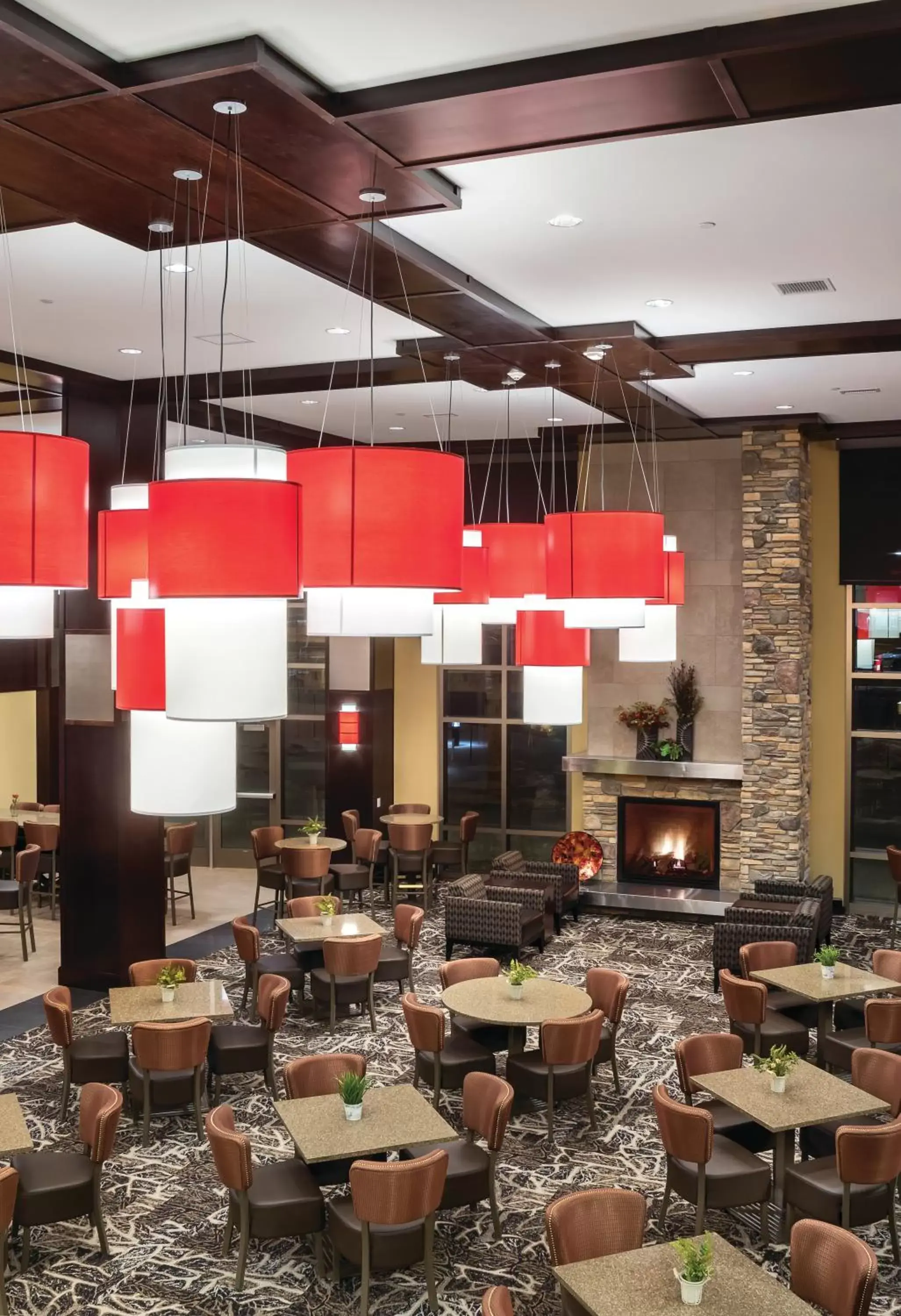 Restaurant/Places to Eat in ClubHouse Hotel & Suites Fargo