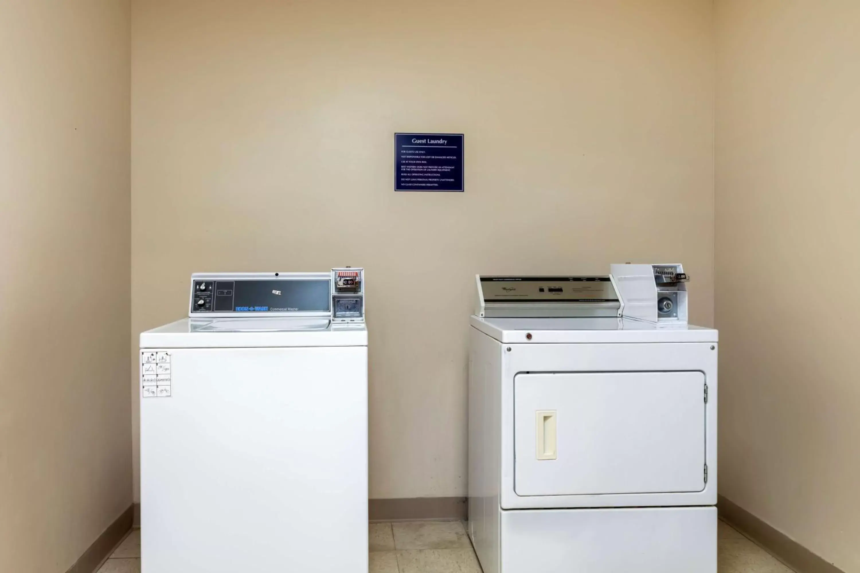 laundry, Kitchen/Kitchenette in Best Western Seminole Inn and Suites