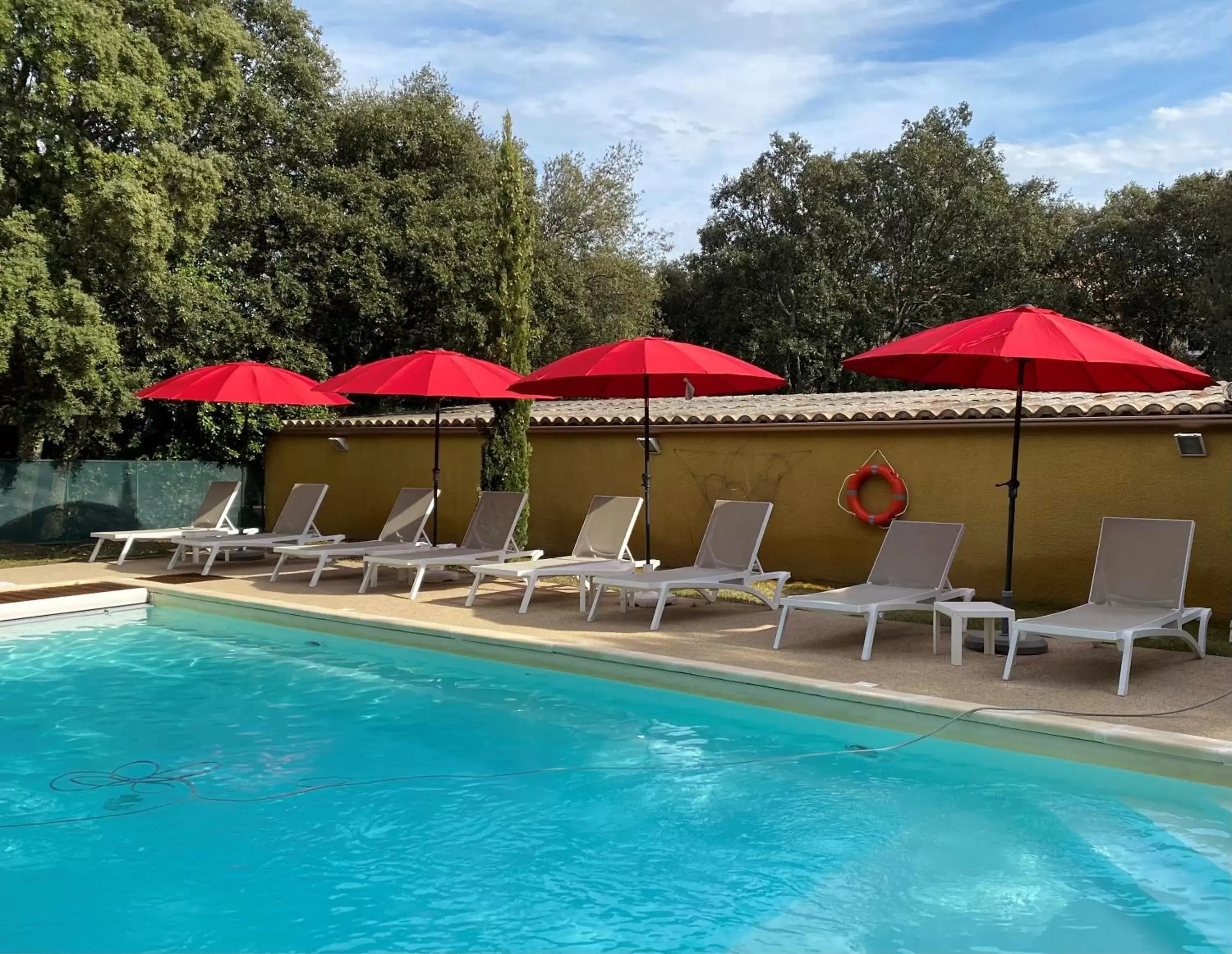 Property building, Swimming Pool in La Bastide De Grignan Hotel & Restaurant