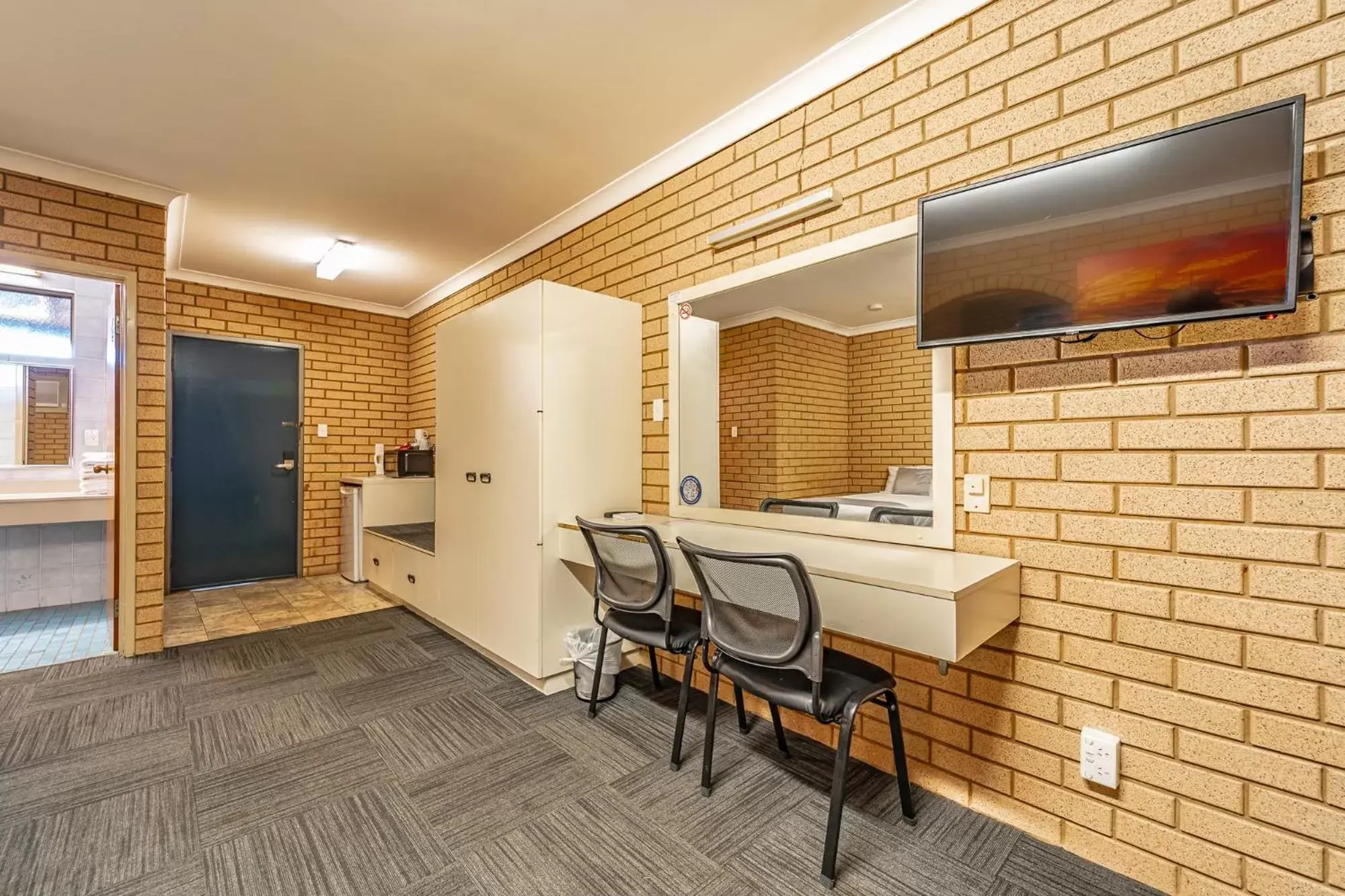 Property building in Carnarvon Motel Property building in Carnarvon Motel