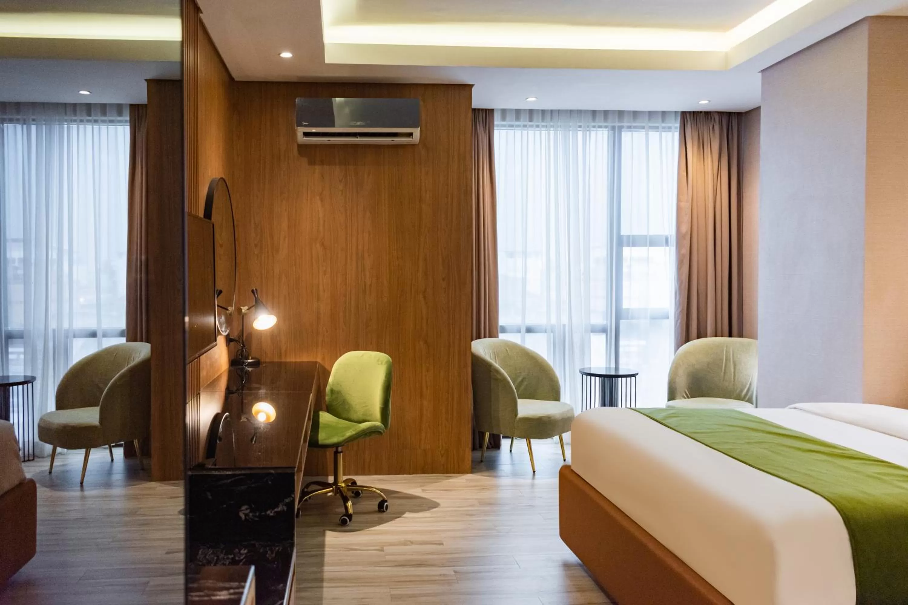 Bed in Ironwood Hotel