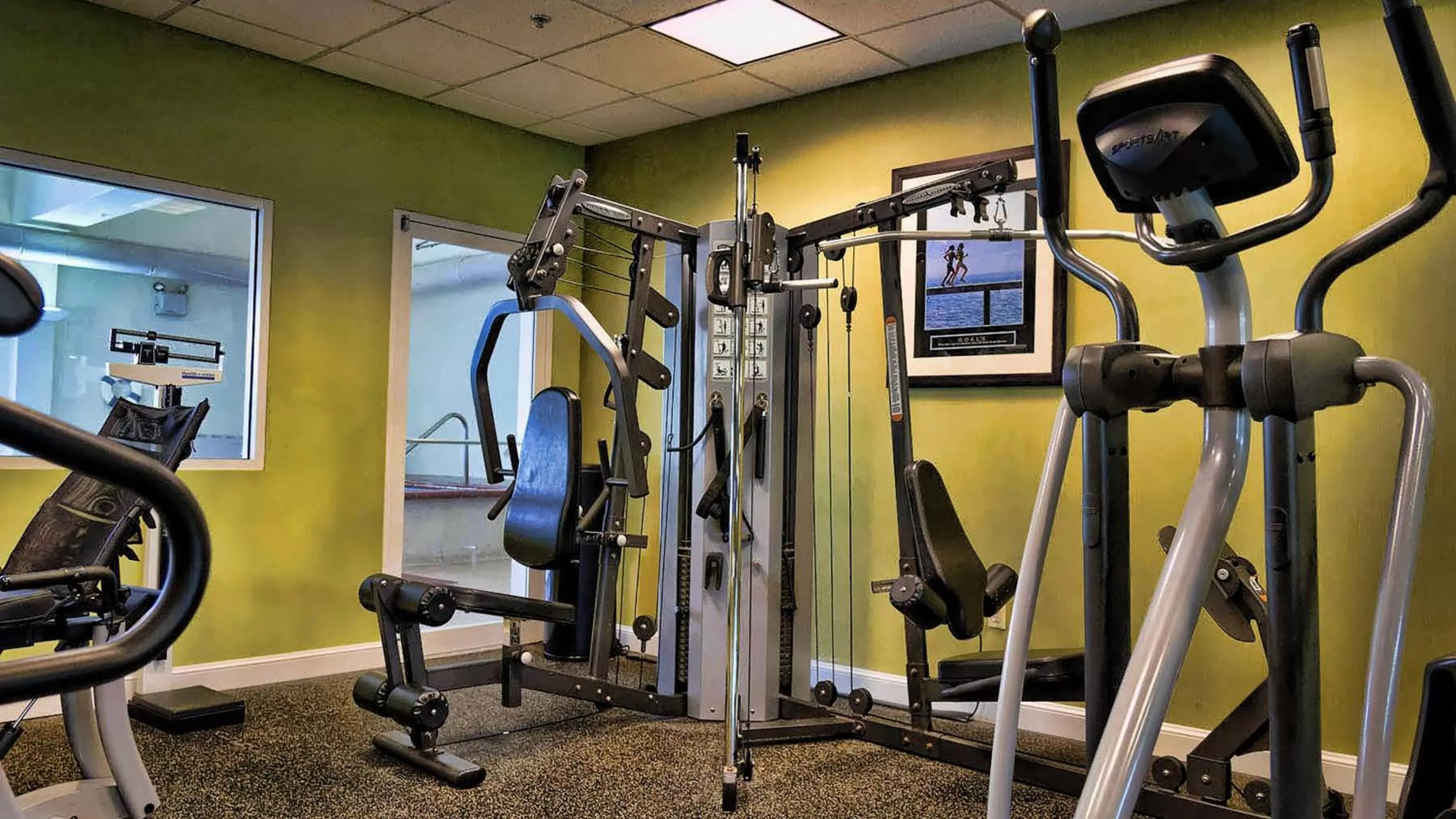 Fitness centre/facilities in Holiday Inn Express La Plata by IHG