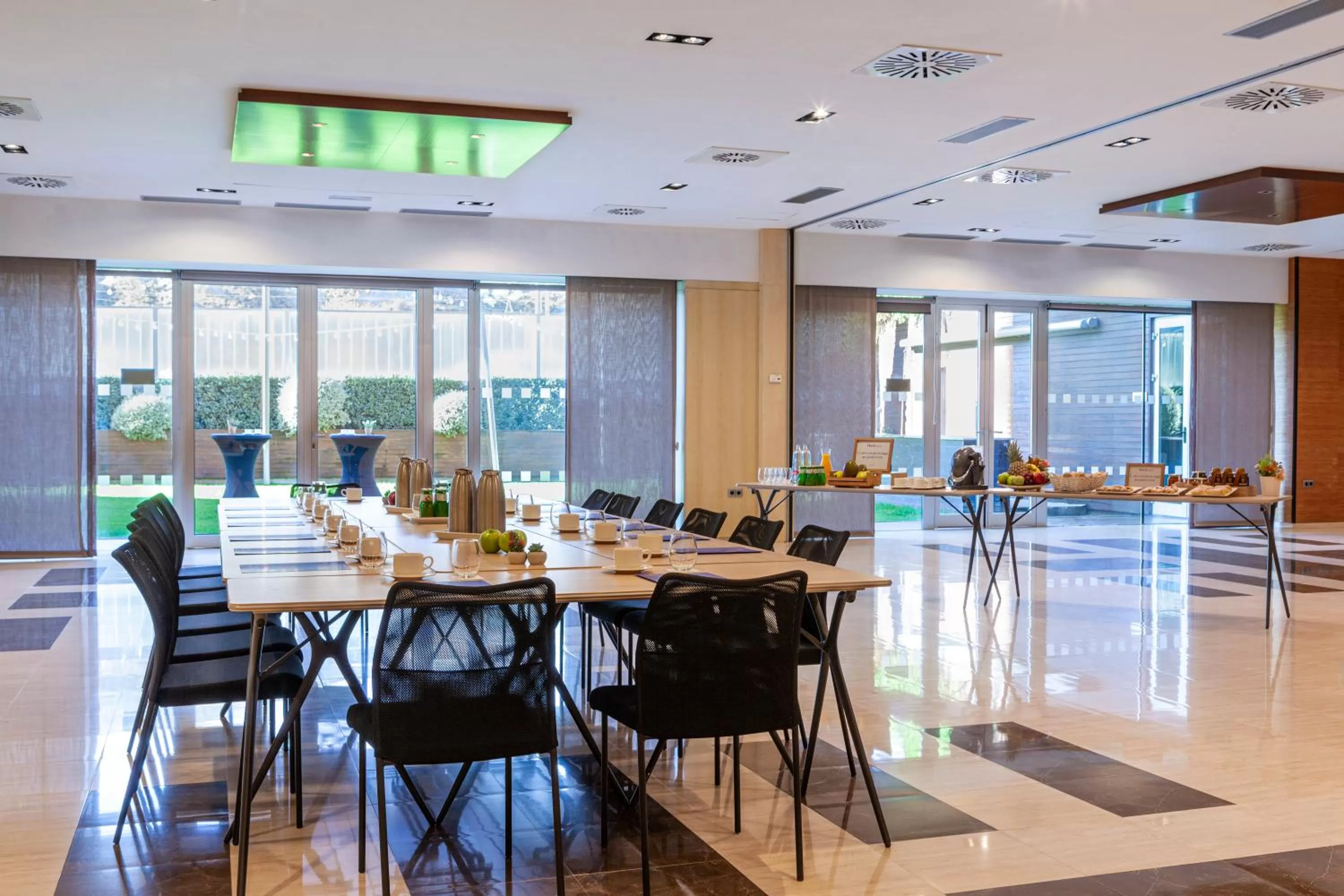 Meeting/conference room in Hotel Macià Real De La Alhambra