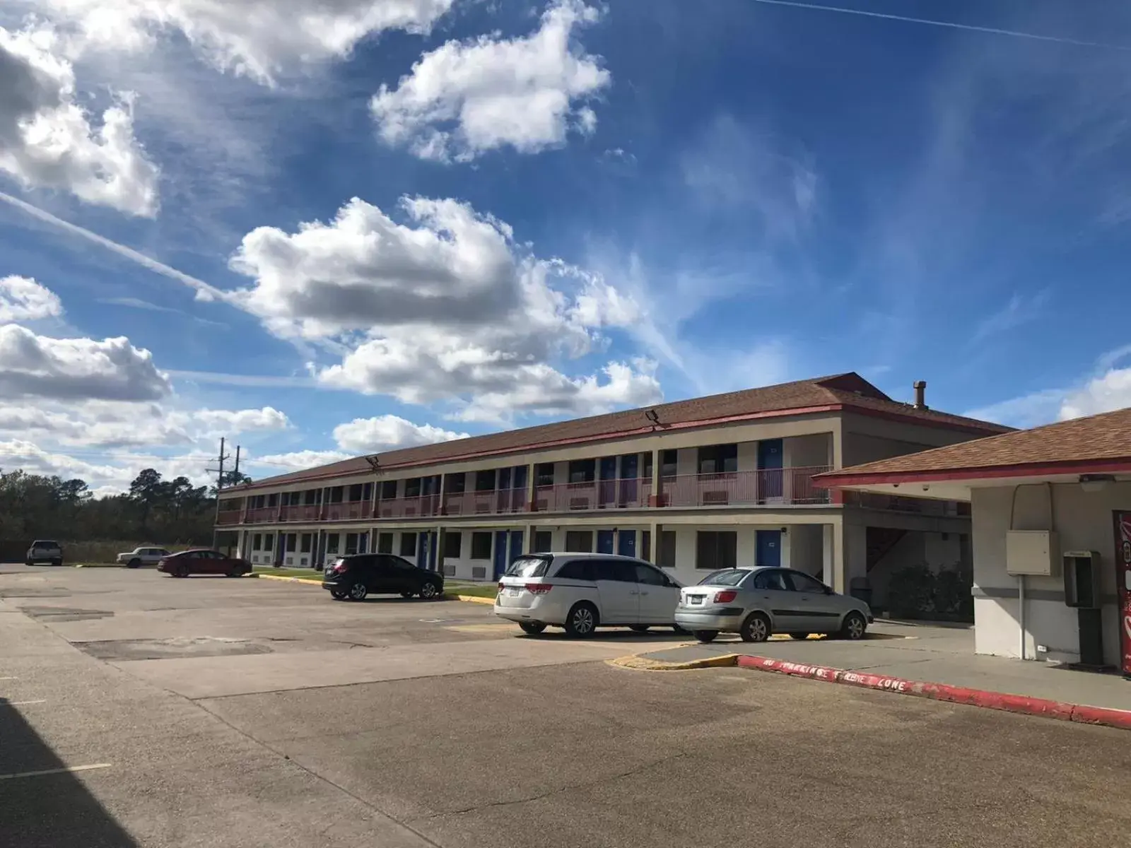 Property Building in Executive Inn & Suites