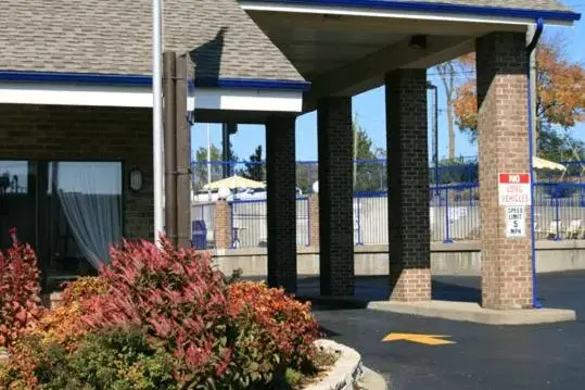 Facade/entrance in Days Inn by Wyndham Nashville N Opryland/Grand Ole Opry