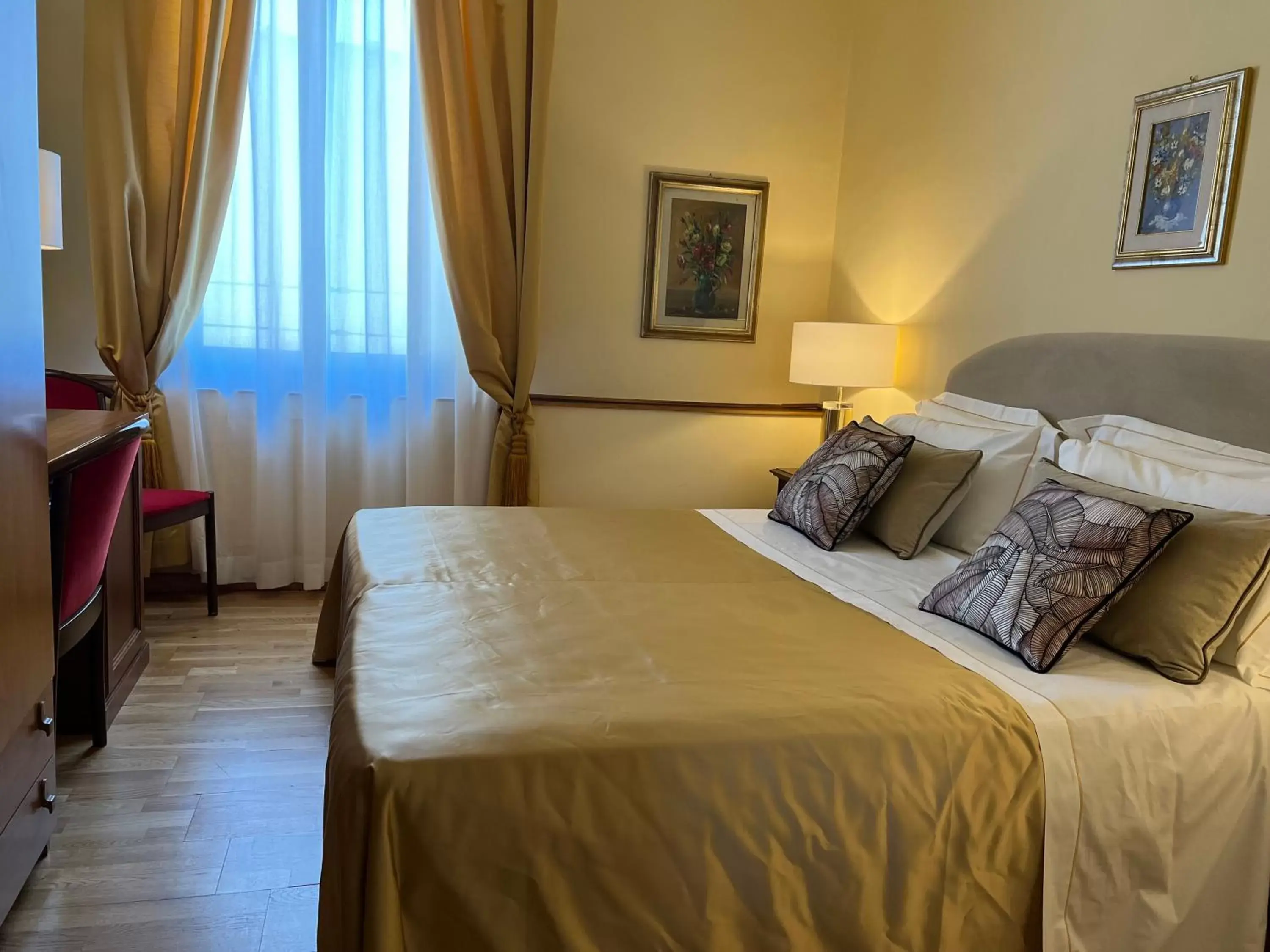 Bedroom, Bed in Hotel Villani