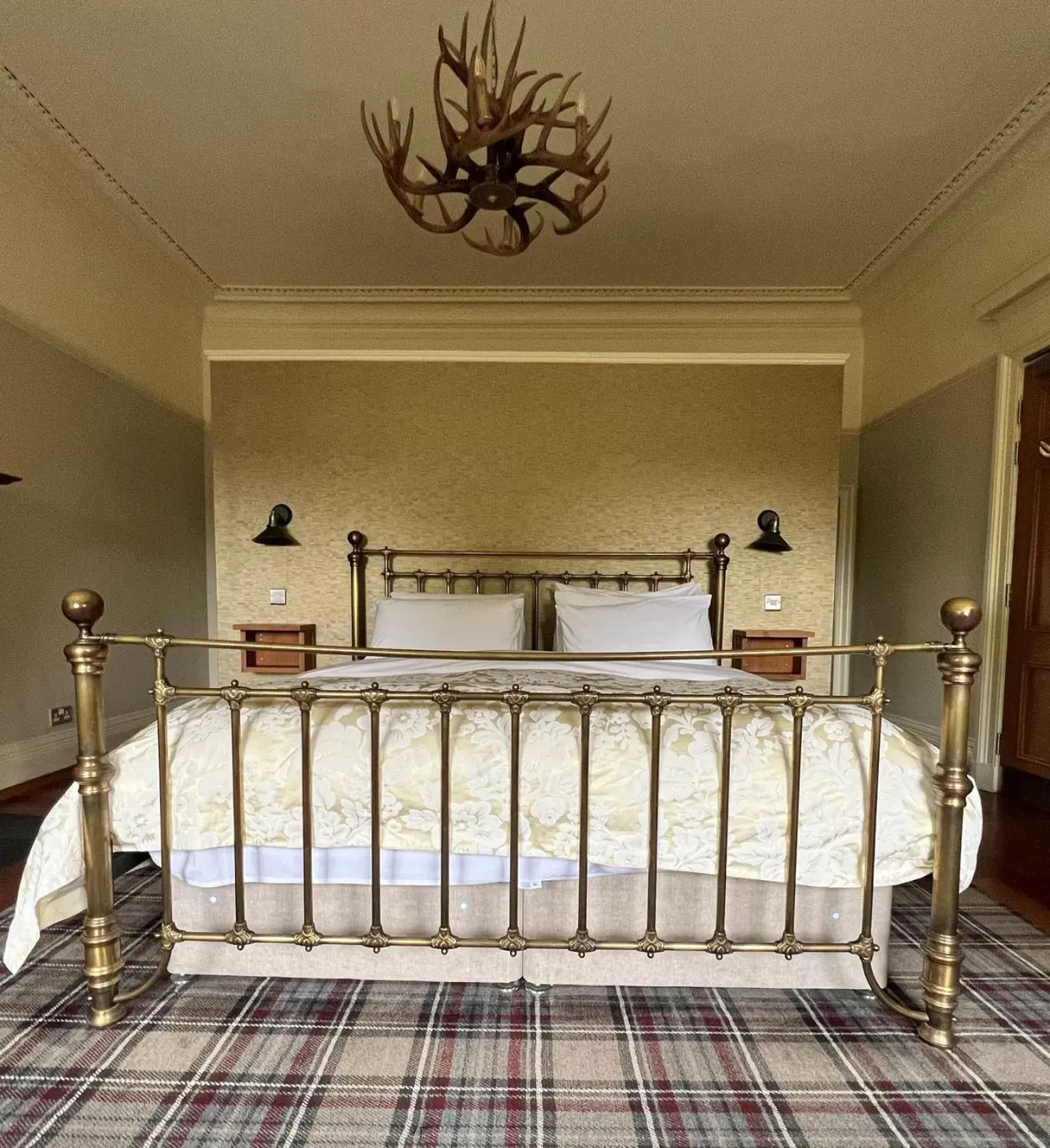 Bedroom, Bed in Ashtree House Hotel, Glasgow Airport & Paisley